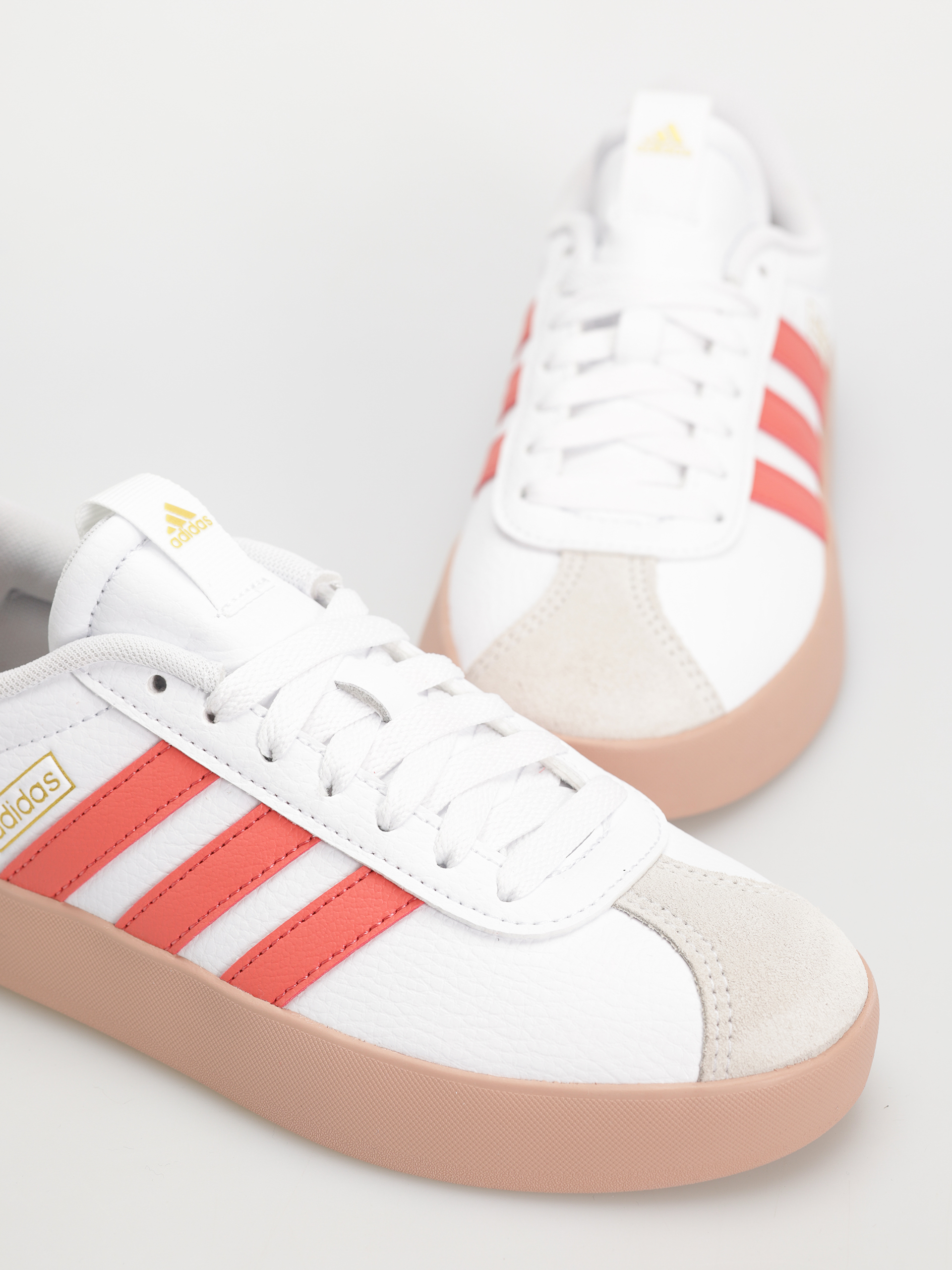 Взуття adidas Vl Court 3.0 Wmn (ftwwht/prelsc/goldmt)