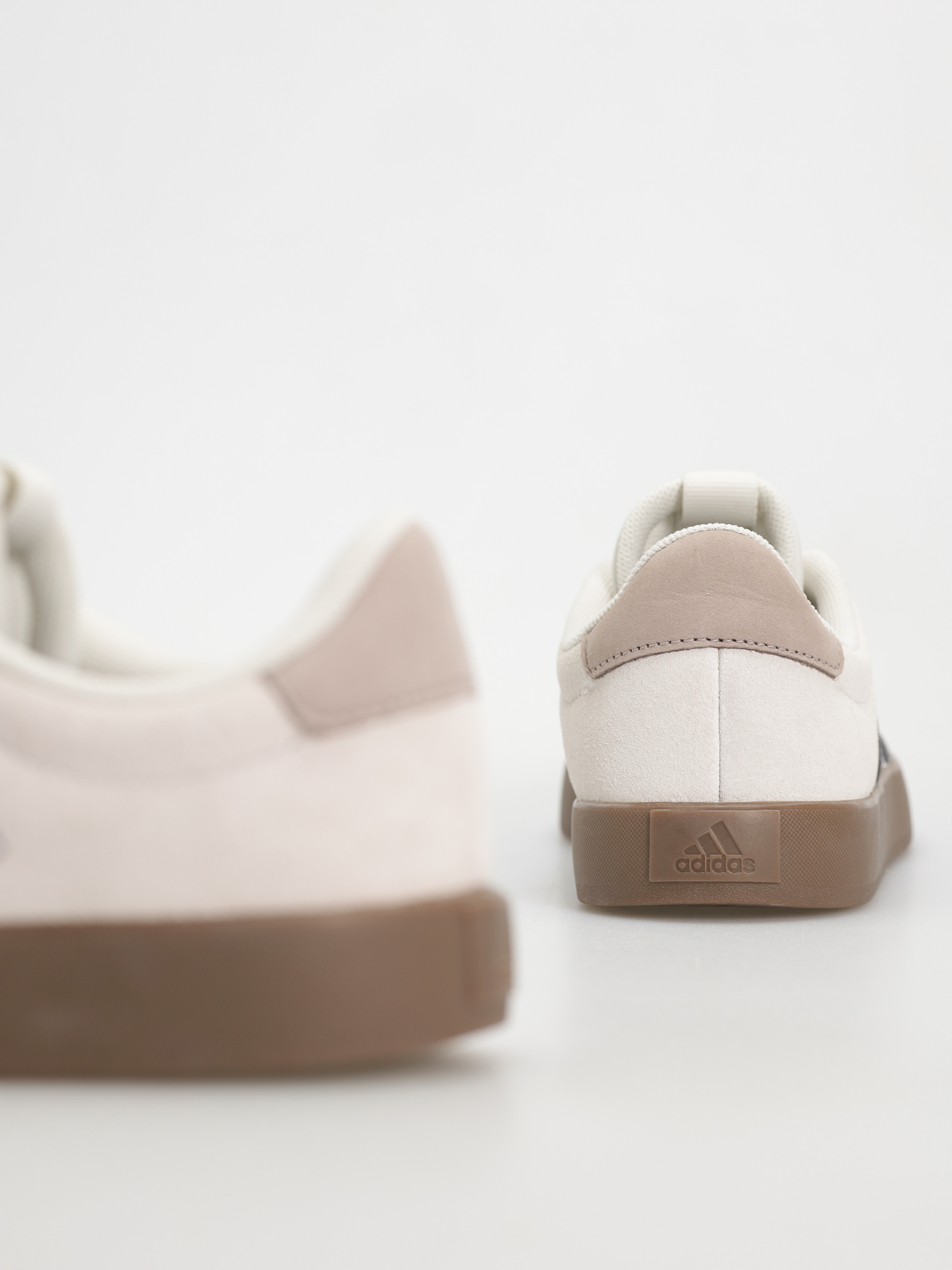 Взуття adidas Vl Court 3.0 (orbgry/carbon/silvmt)