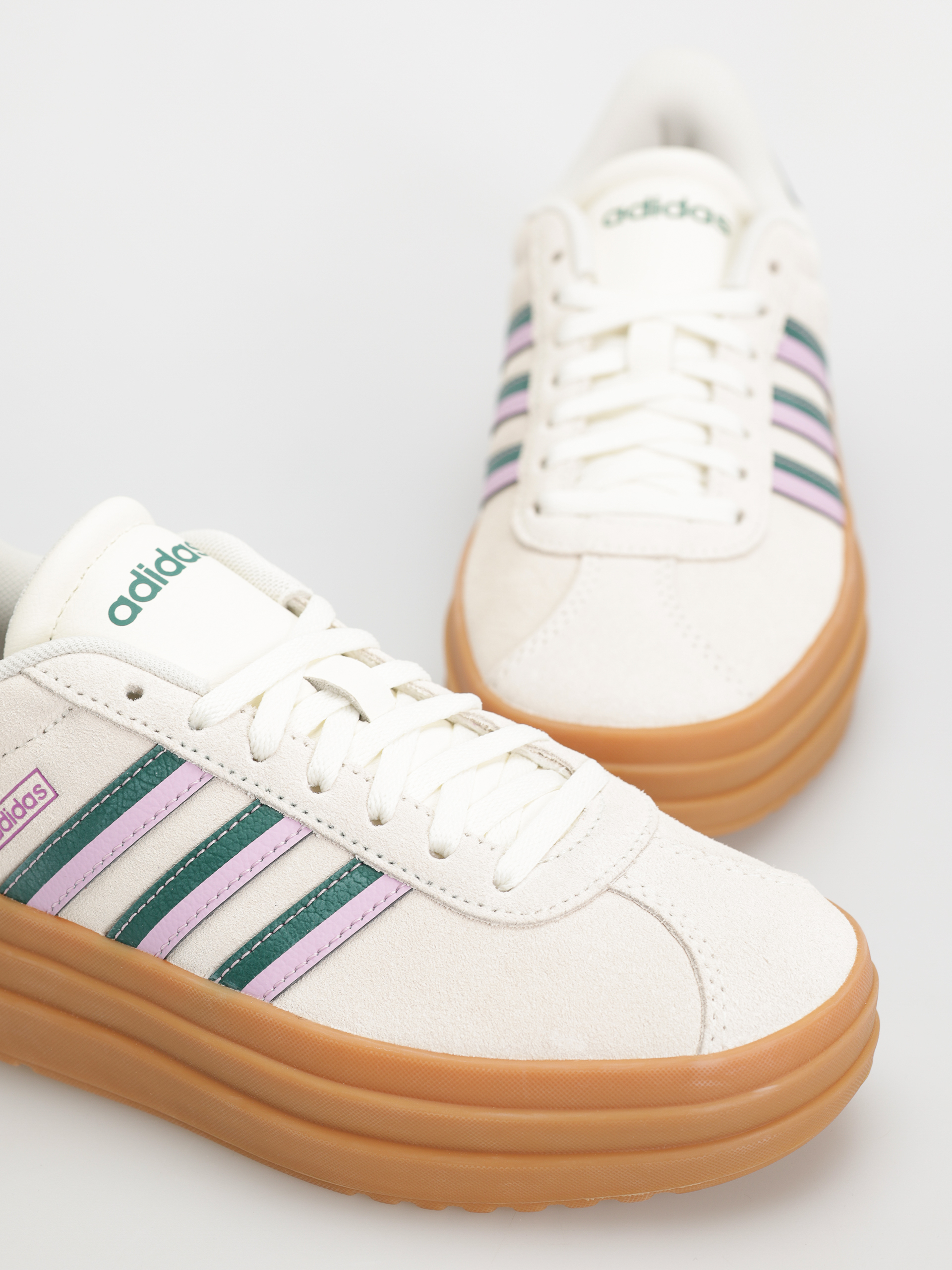 Взуття adidas Vl Court Bold Wmn (owhite/cgreen/blilil)
