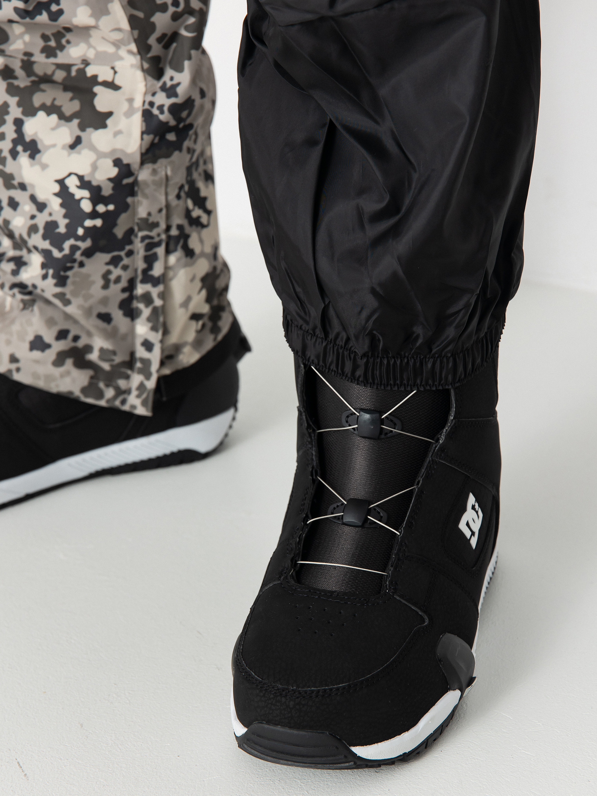 Чоловічі Сноубордичні штани DC Code (fractal)