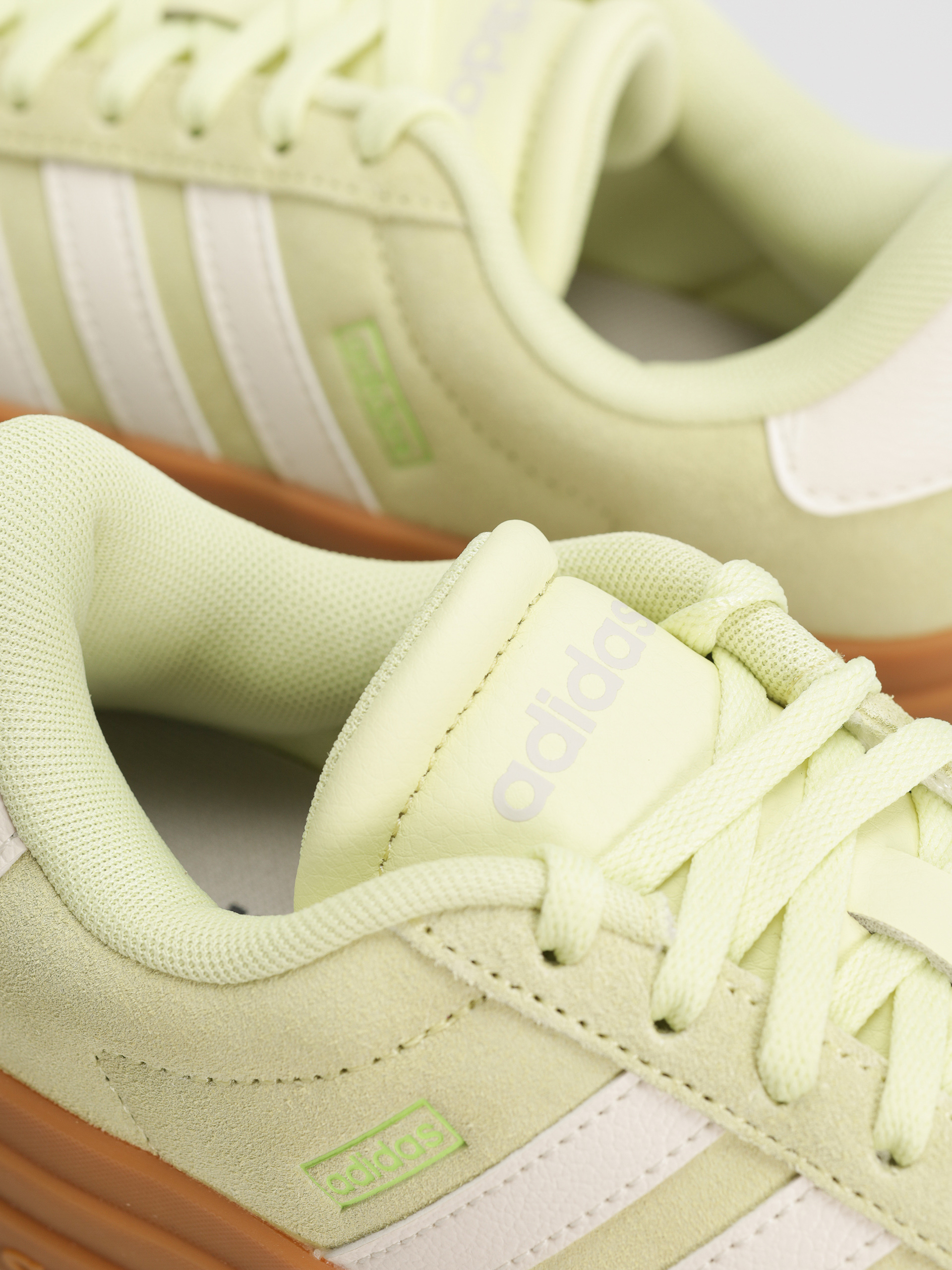 Взуття adidas Vl Court Bold Wmn (iceyel/owhite/luclem)