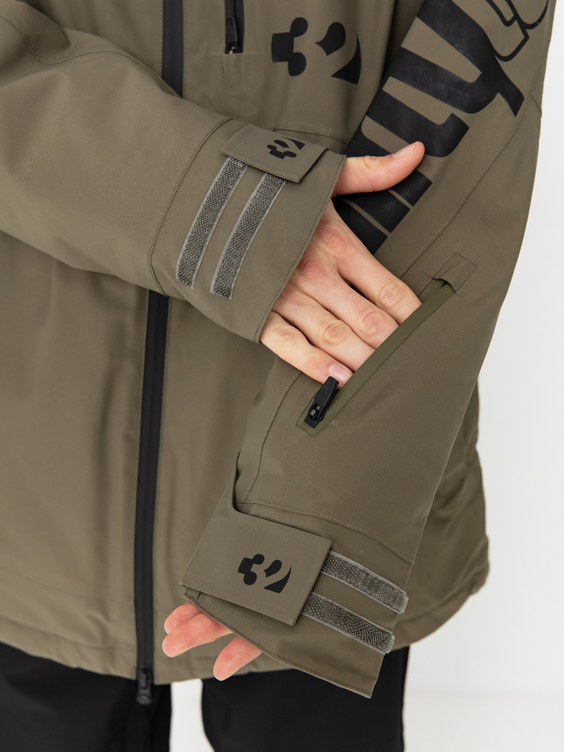 Чоловіча Сноубордична куртка ThirtyTwo Lashed Insulated (olive)