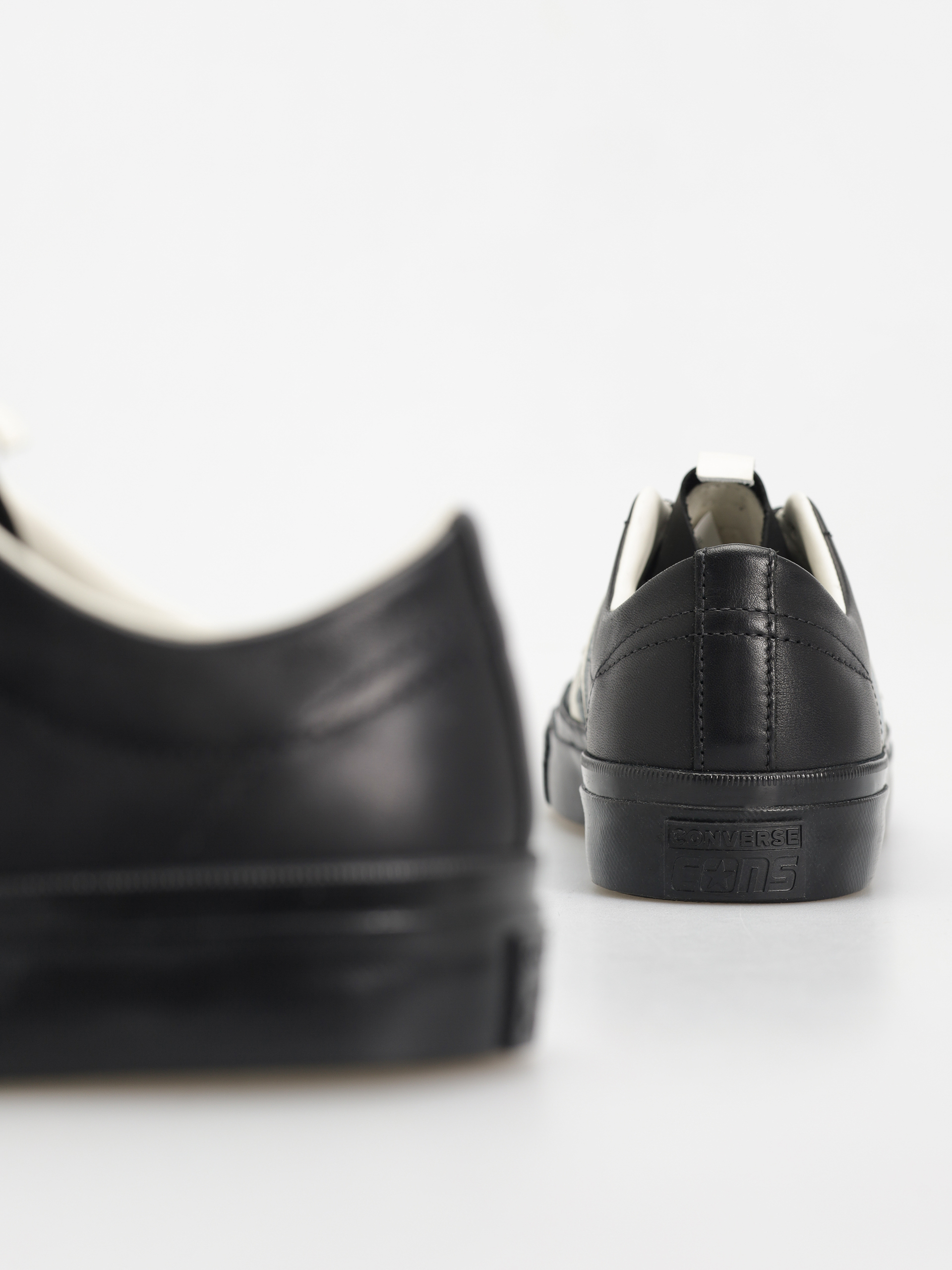 Взуття Converse X Bobby De Keyzer One Star Academy Pro (black/egret/black)