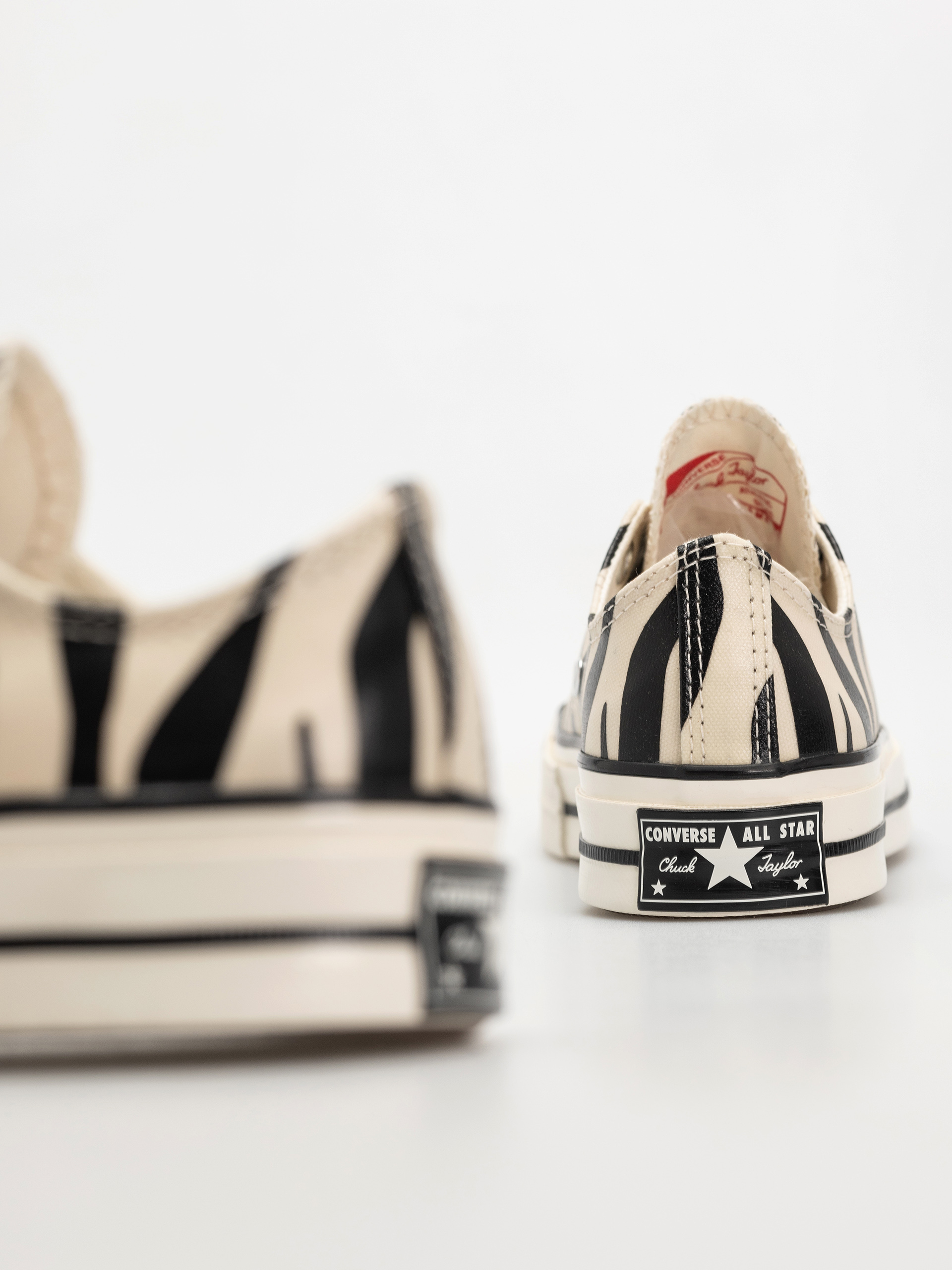 Кеди Converse Chuck 70 Ox (light dune/black/egret)