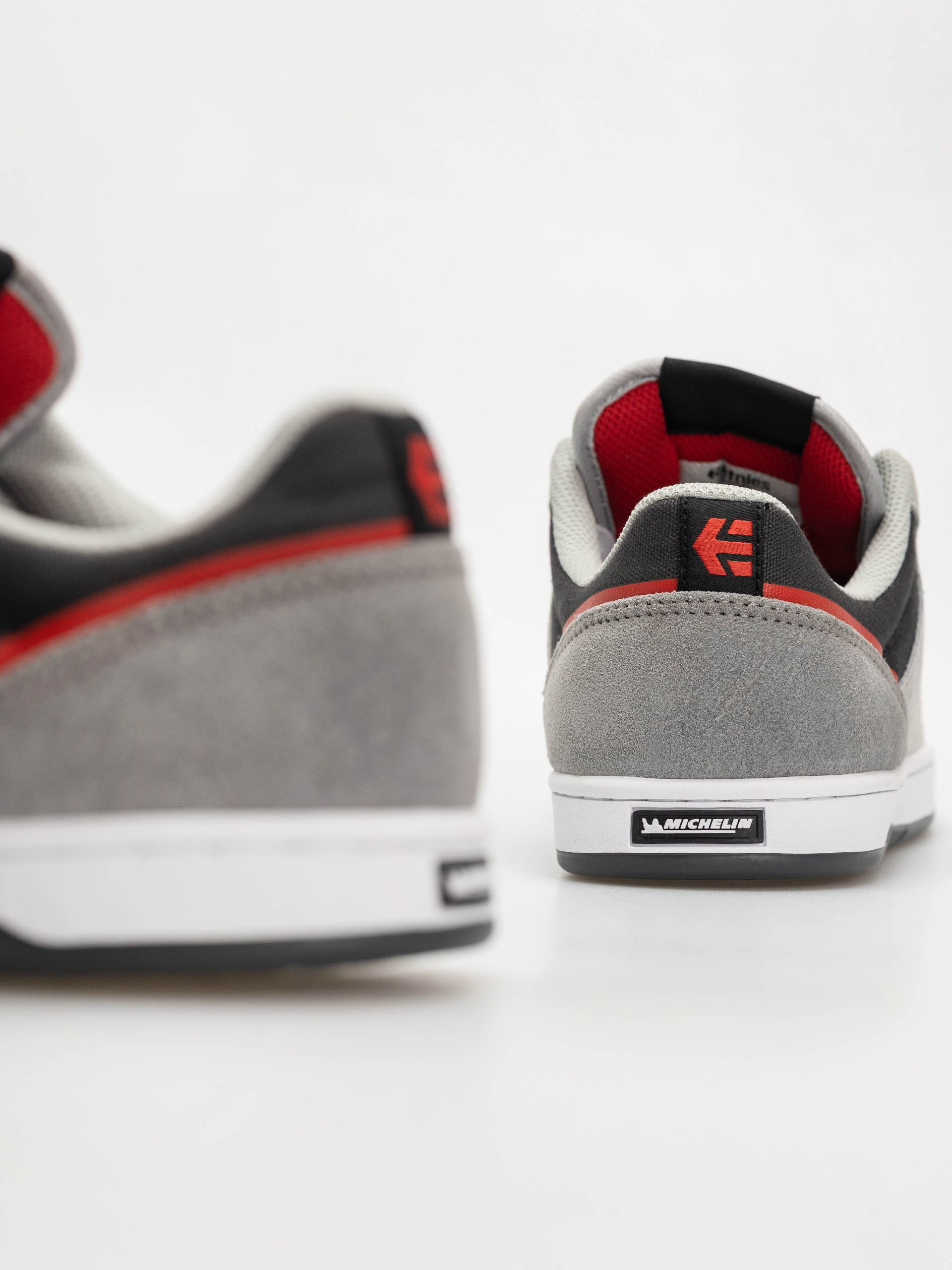 Взуття Etnies Marana (grey/grey/red)