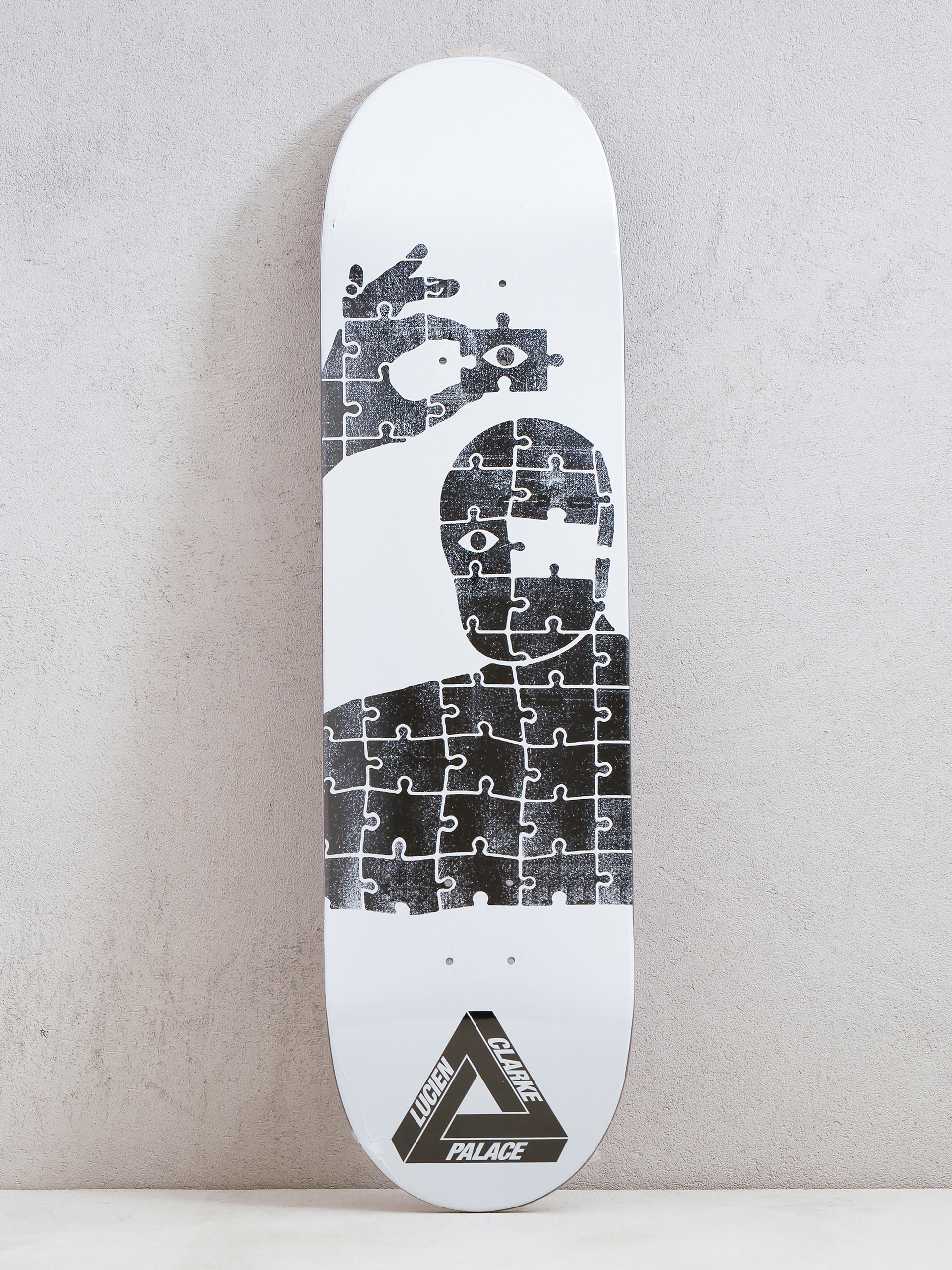 Декa Palace Skateboards Lucien (white/black)