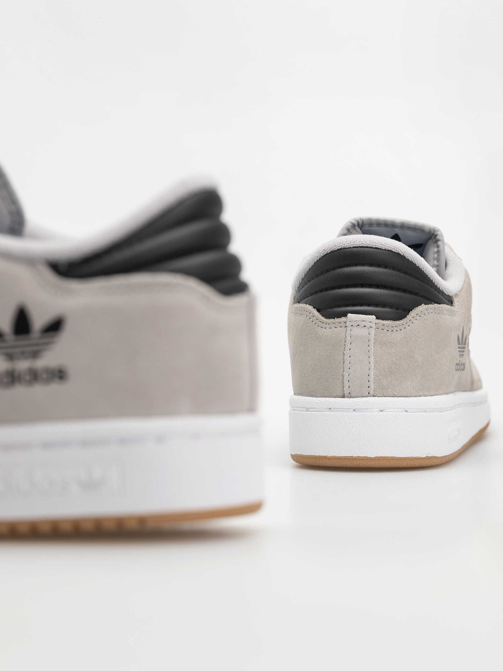 Взуття adidas Centennial 85 Low A (gretwo/cblack/crywht)