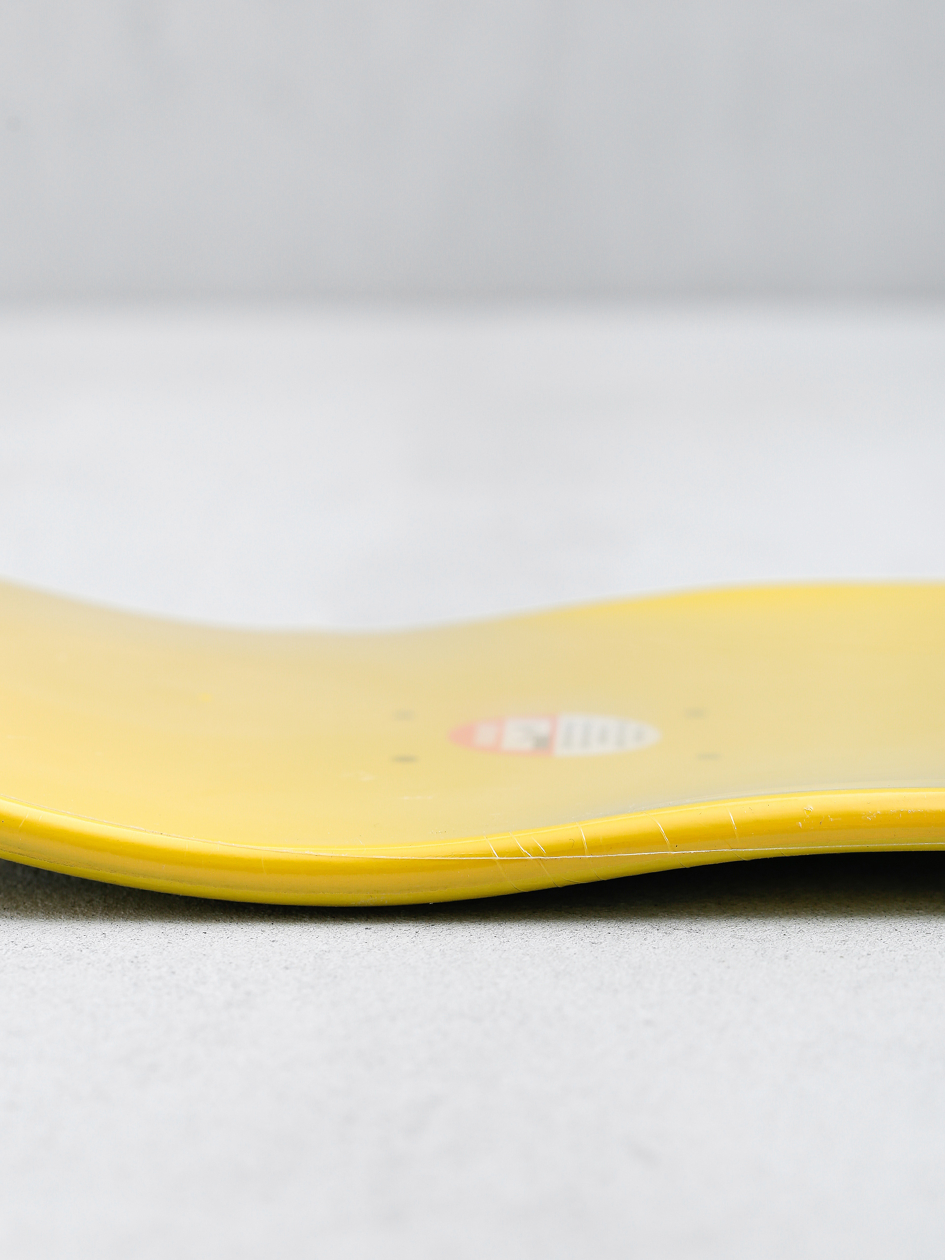 Декa Antihero Cardiel Pigeon Mtn (yellow/black)