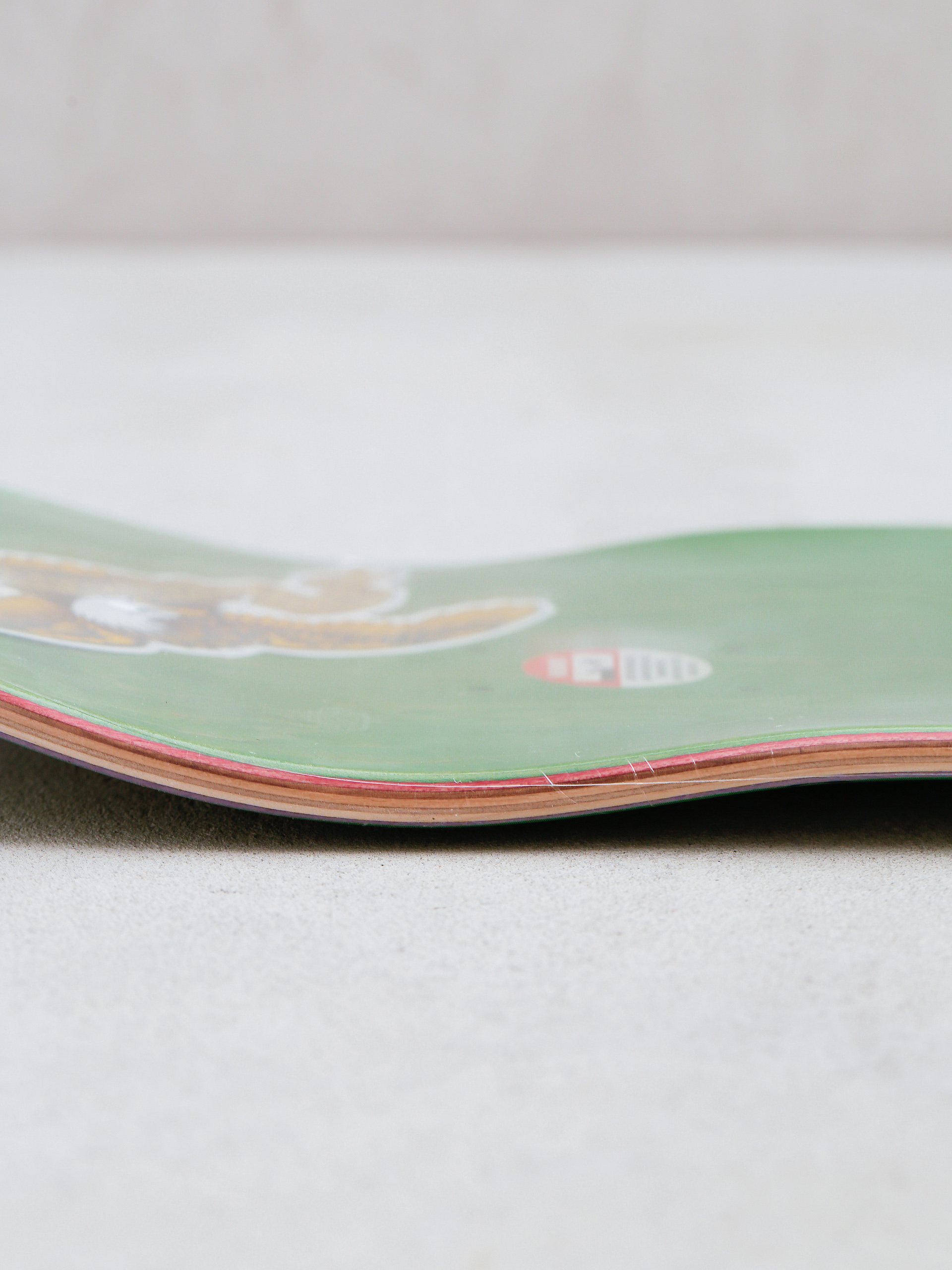 Декa Antihero Doobie Some Legs (blue/green)