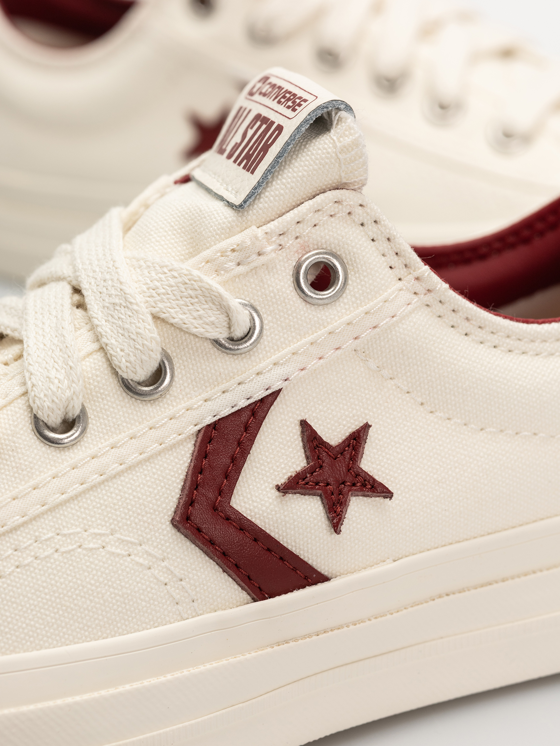 Взуття Converse Star Player 76 Ox (egret/egret/park red)