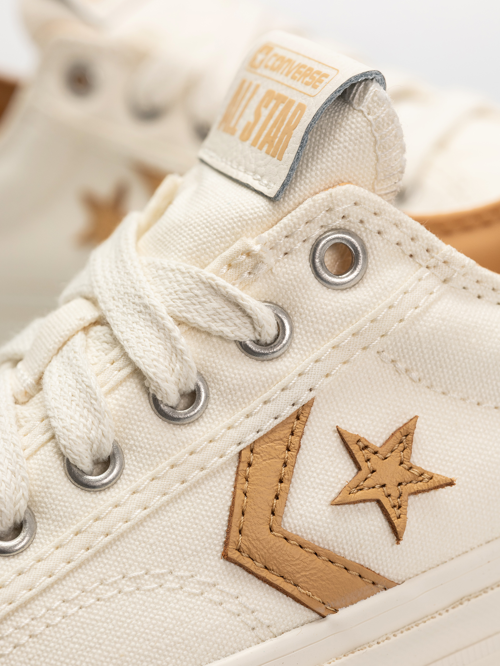 Взуття Converse Star Player 76 Ox (egret/egret/sandy shore)