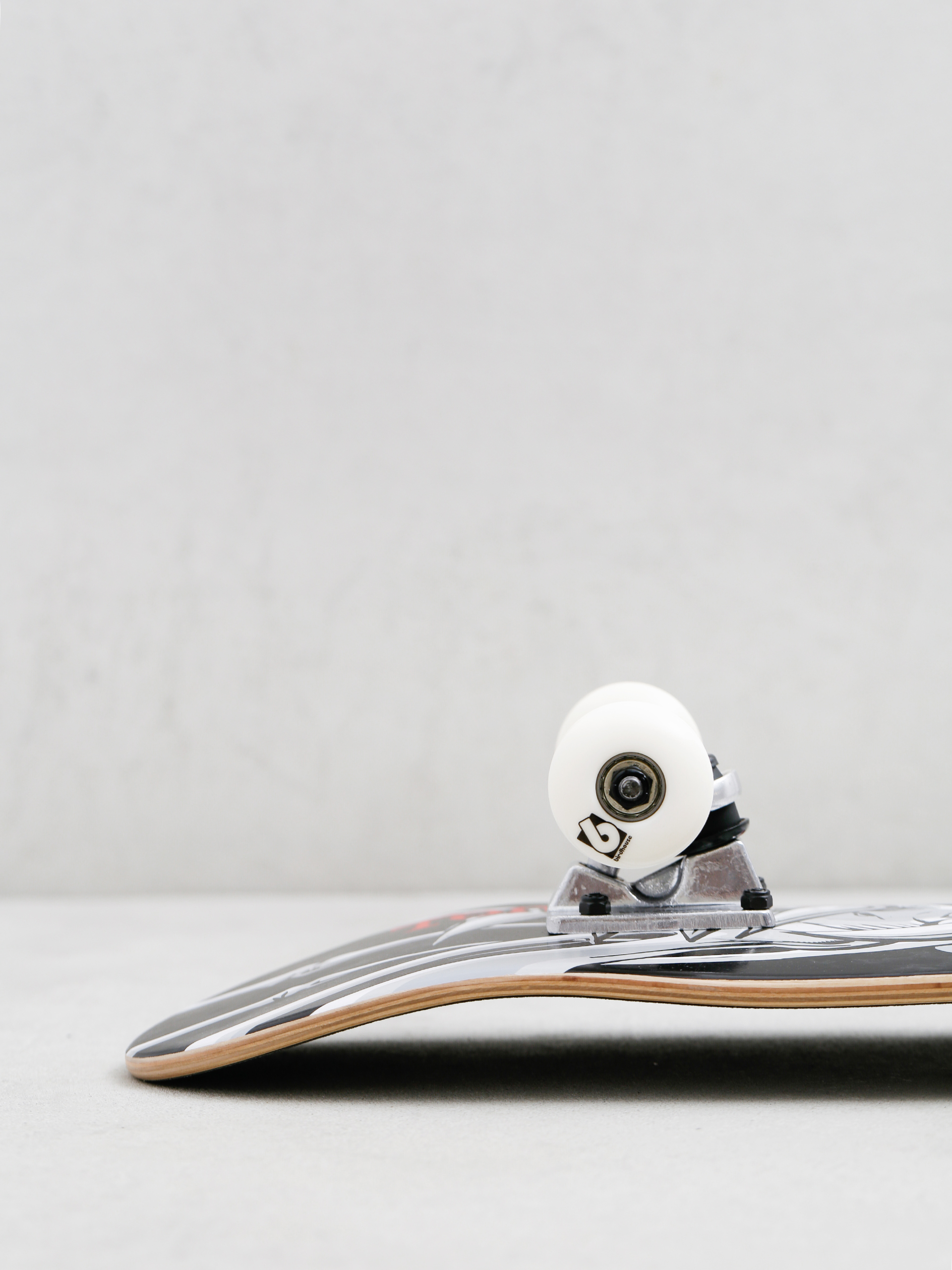 Скейтборд Birdhouse Hawk Falcon III (black)