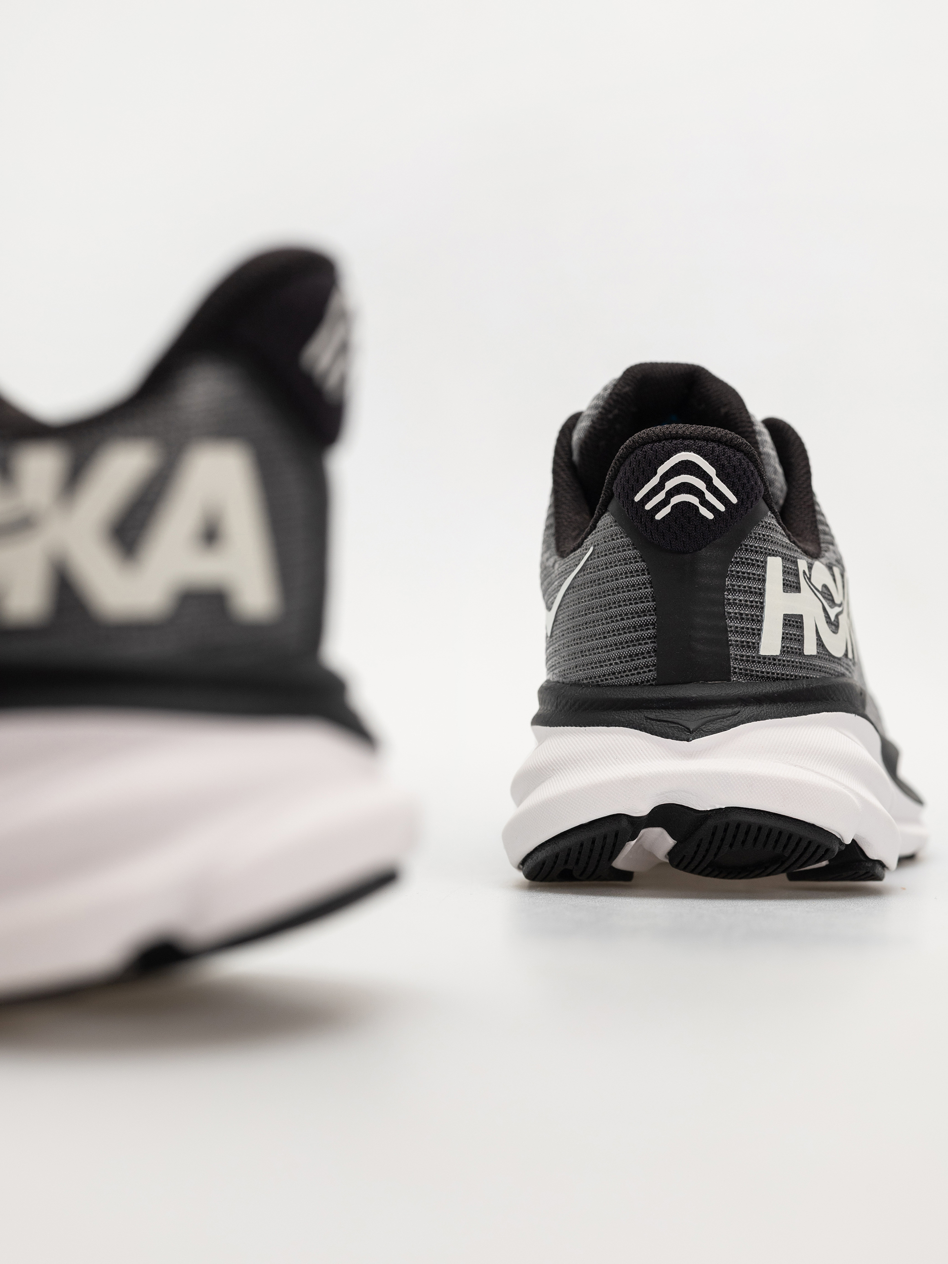 Взуття Hoka Clifton 9 JR (black/white)