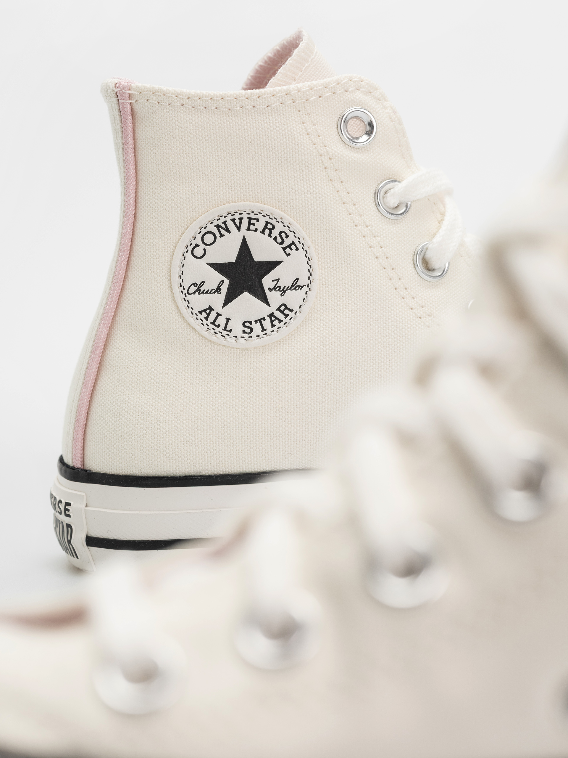 Кеди Converse Chuck Taylor All Star Hi Wmn (egret/summit pink/black)