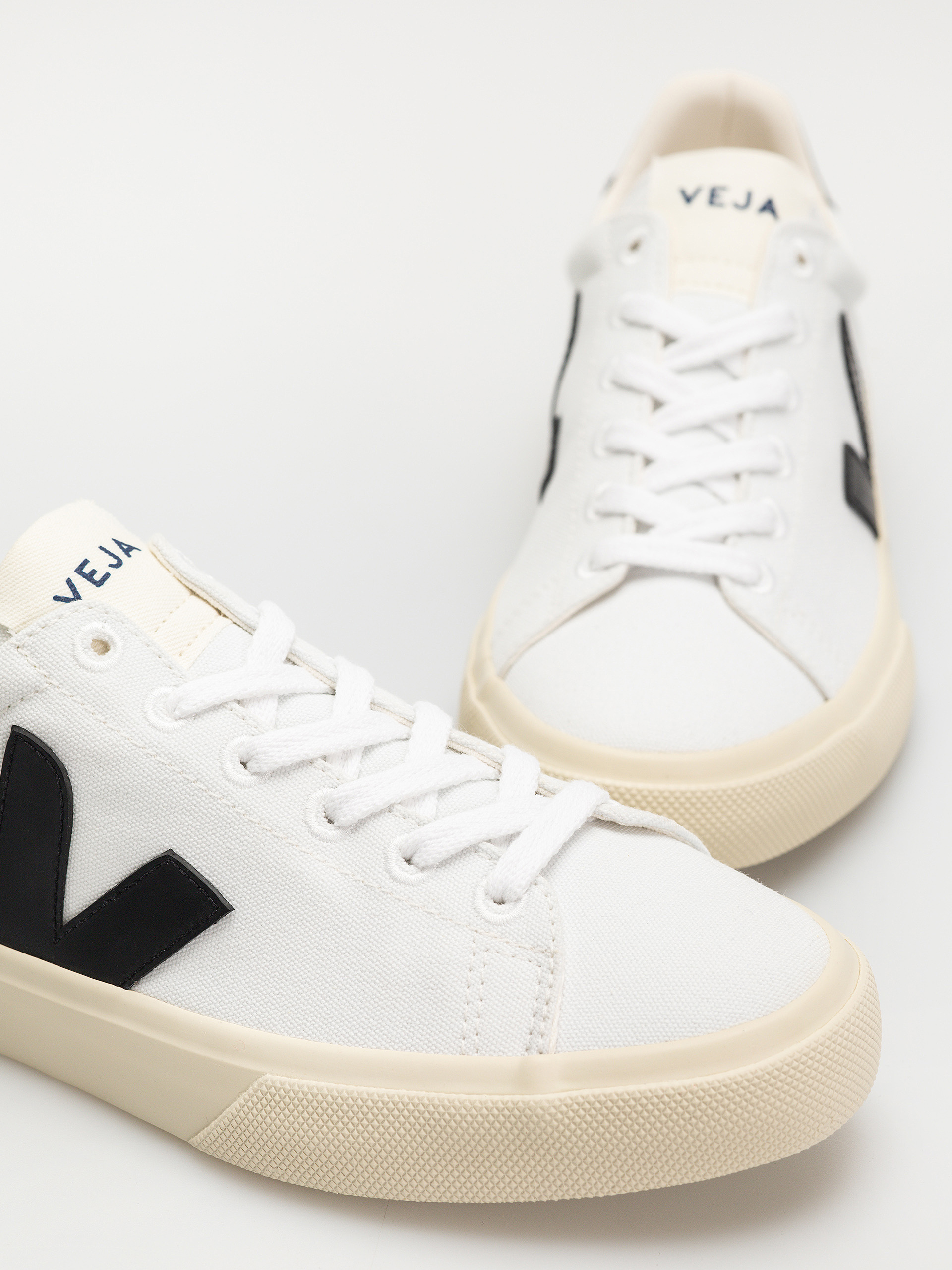Взуття Veja Campo Canvas Wmn (white black)