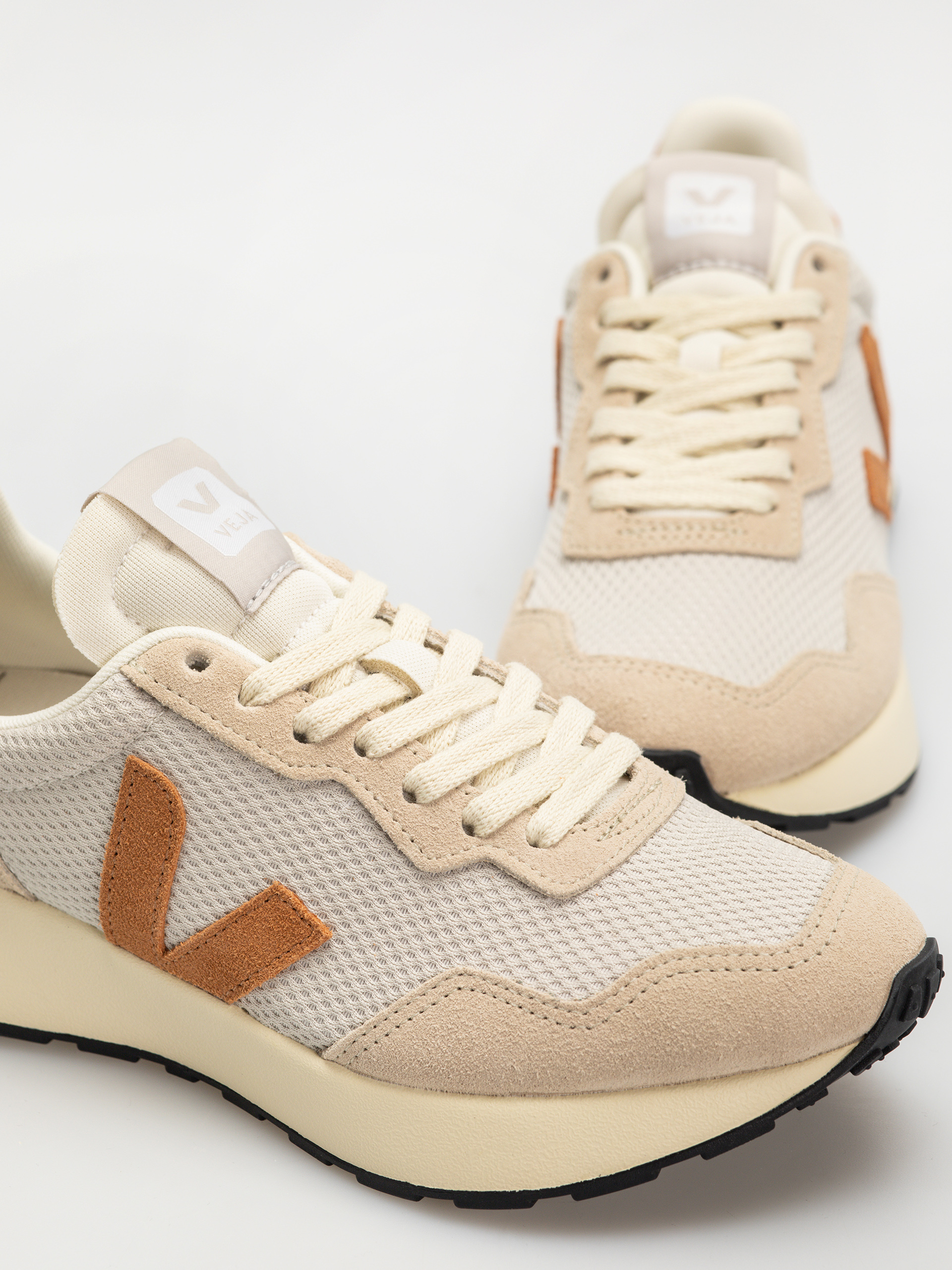 Взуття Veja Paulistana Wmn (natural umber)