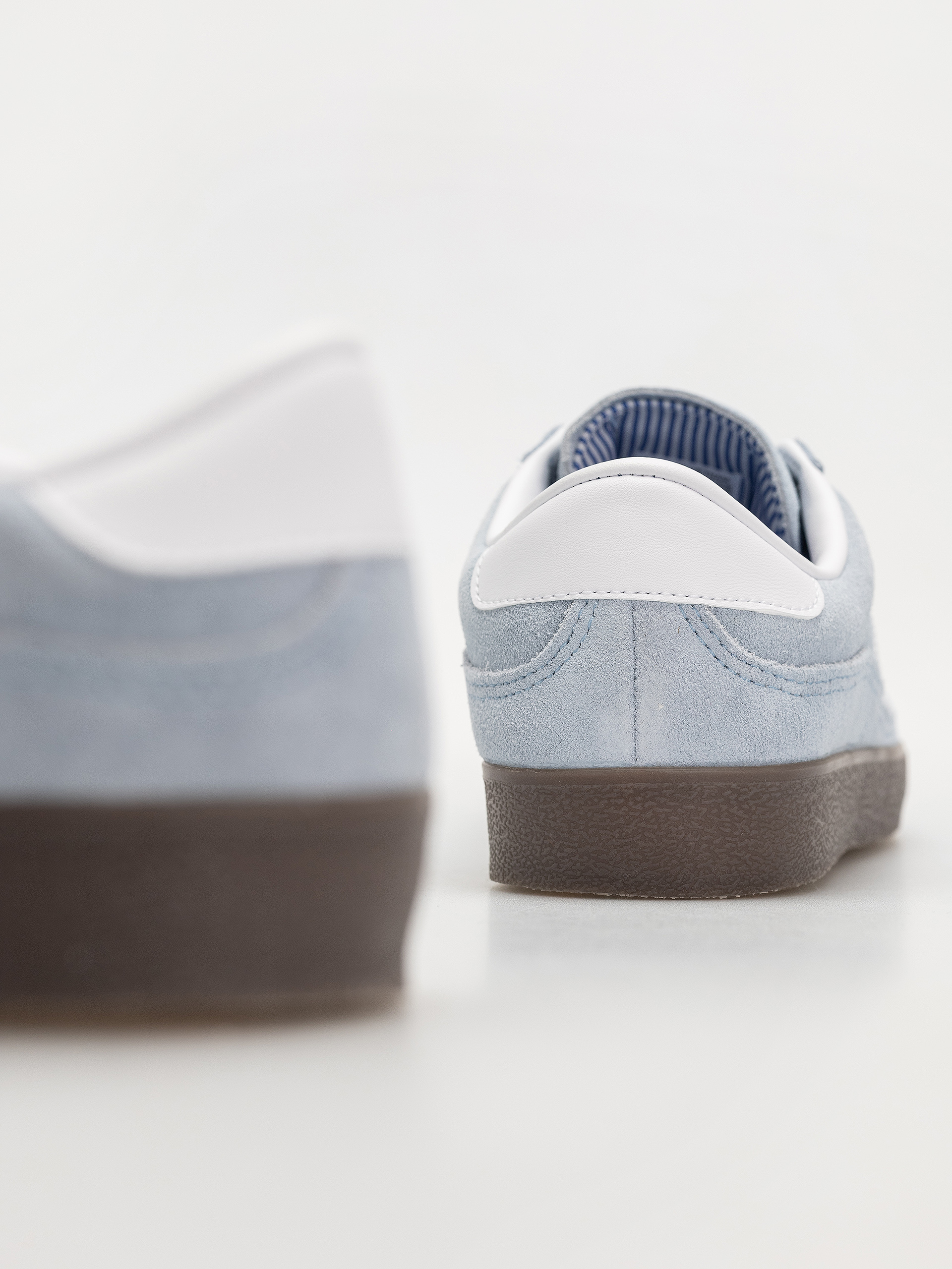 Взуття adidas Puig Indoor (clesky/ftwwht/gum5)