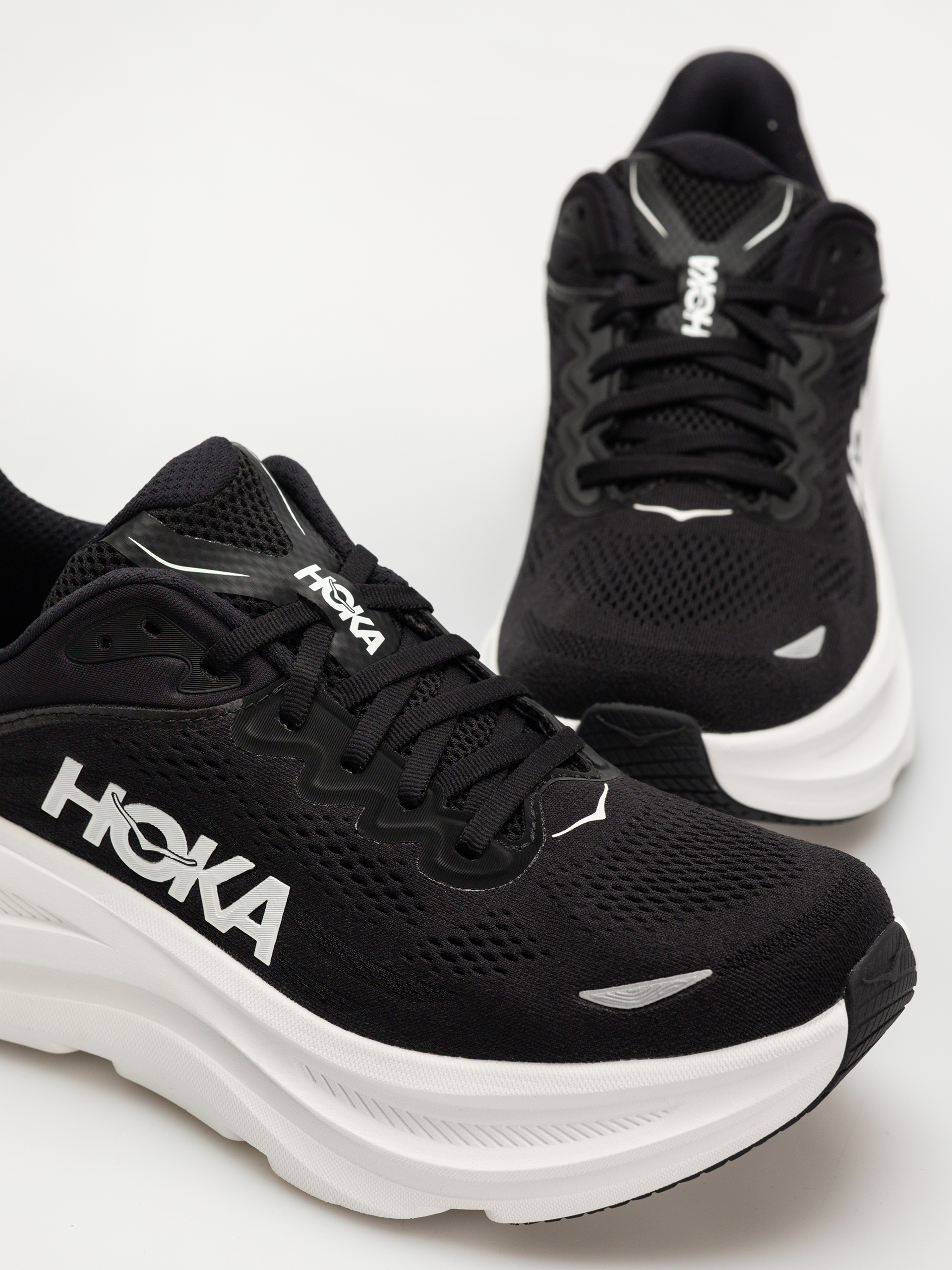 Взуття Hoka Bondi 9 (black/white)