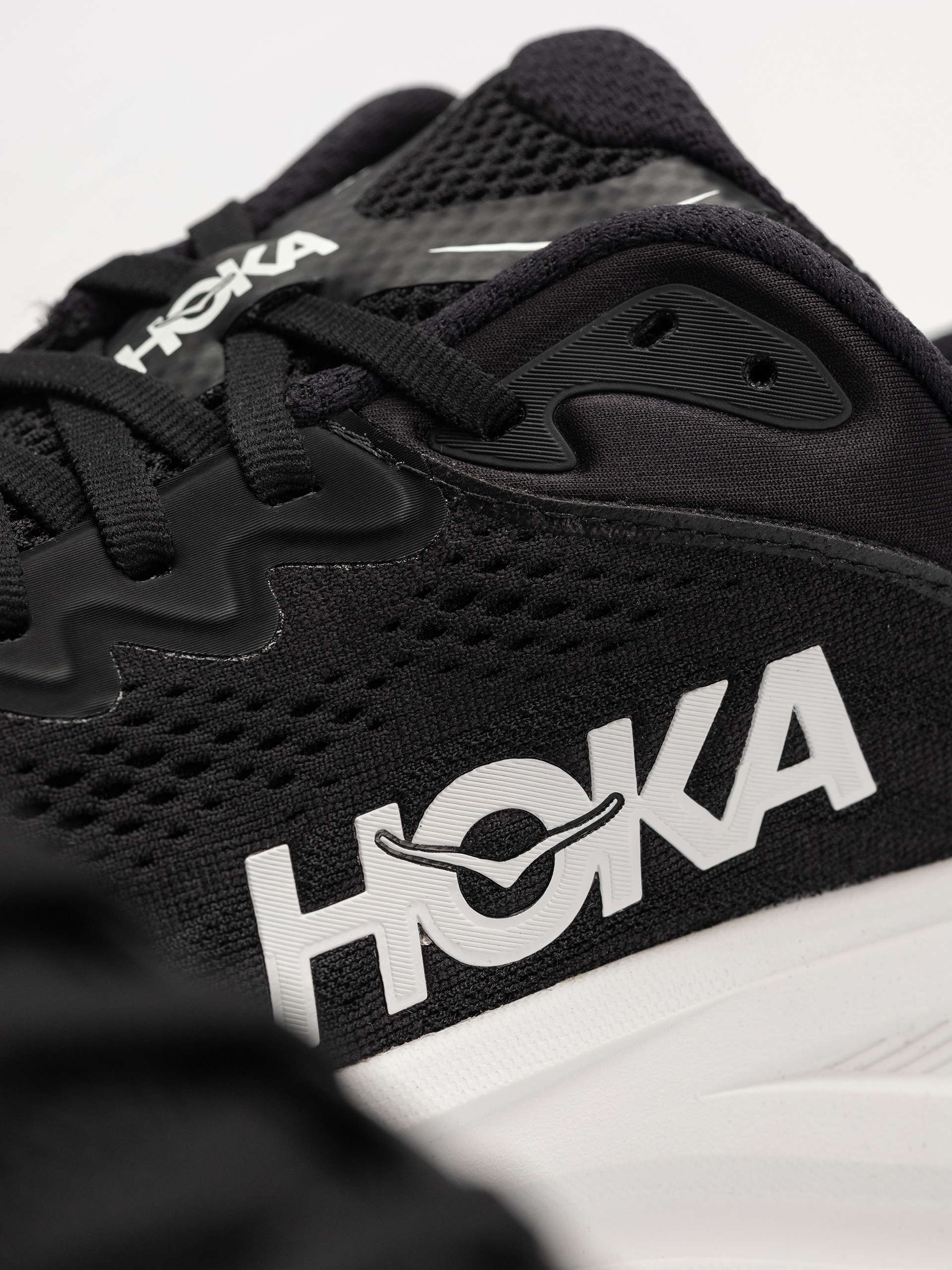 Взуття Hoka Bondi 9 (black/white)