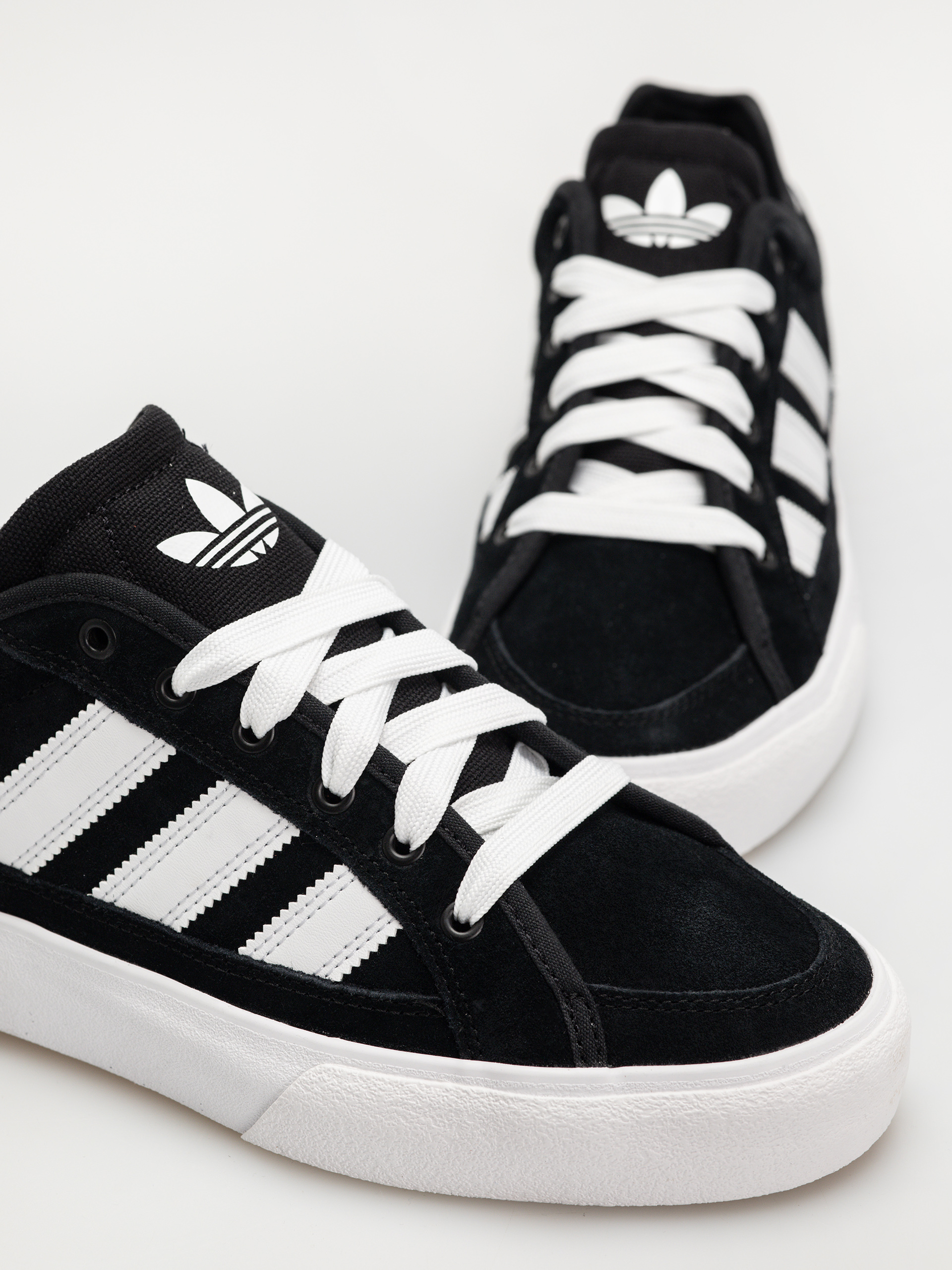 Взуття adidas Court Tns Premiere (cblack/ftwwht/ftwwht)