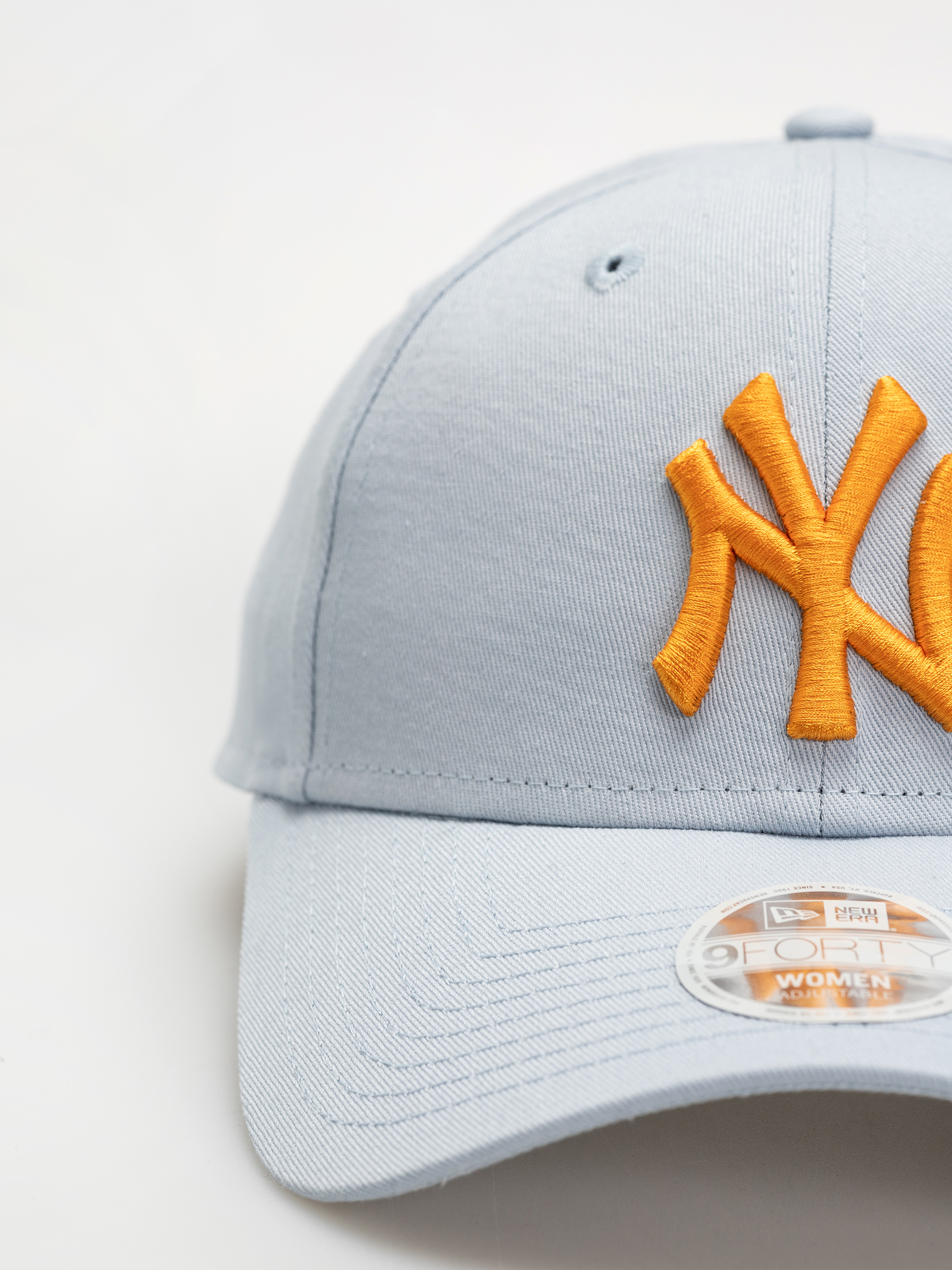 Кепка New Era League Essential 9Forty New York Yankees Wmn (pastel blue)