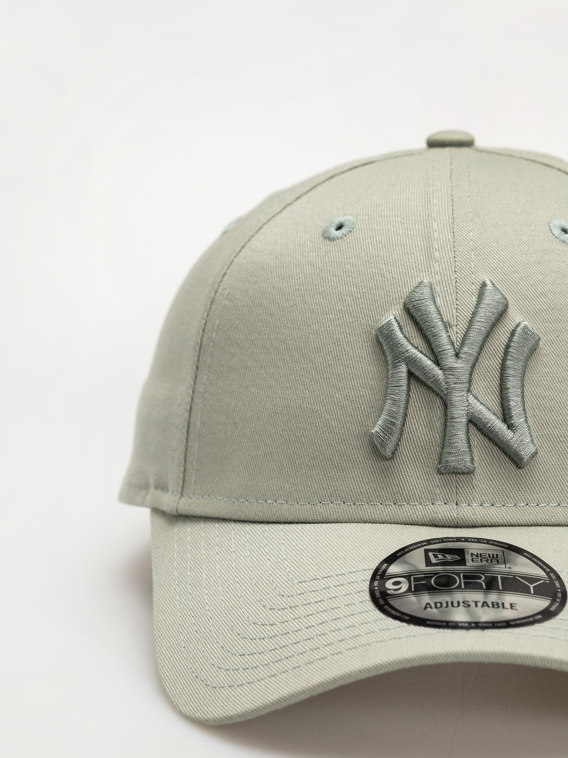 Кепка New Era League Essential 9Forty New York Yankees (green pstl)