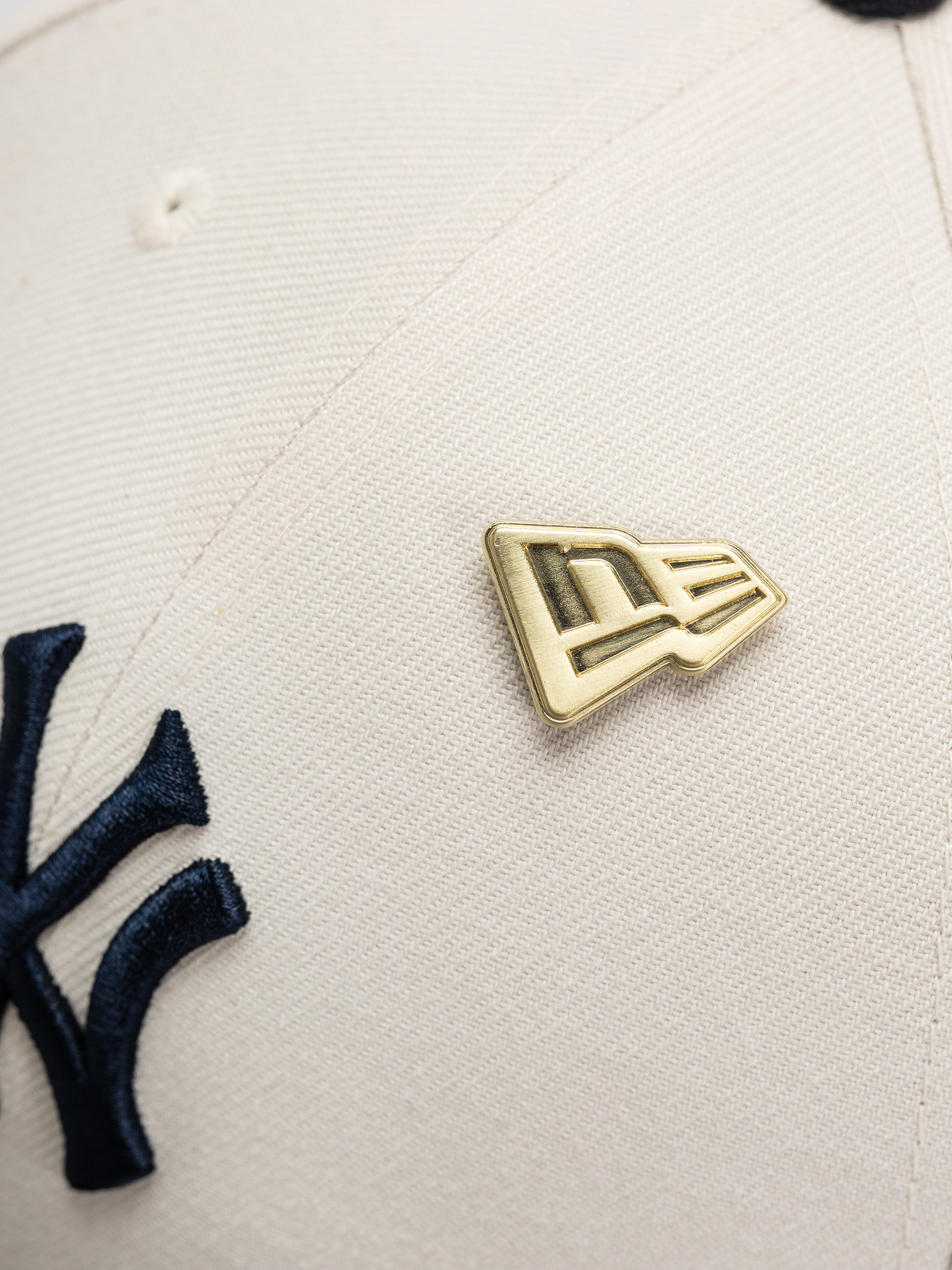 Кепка New Era Pin 59Fifty Lp New York Yankees (light beige)