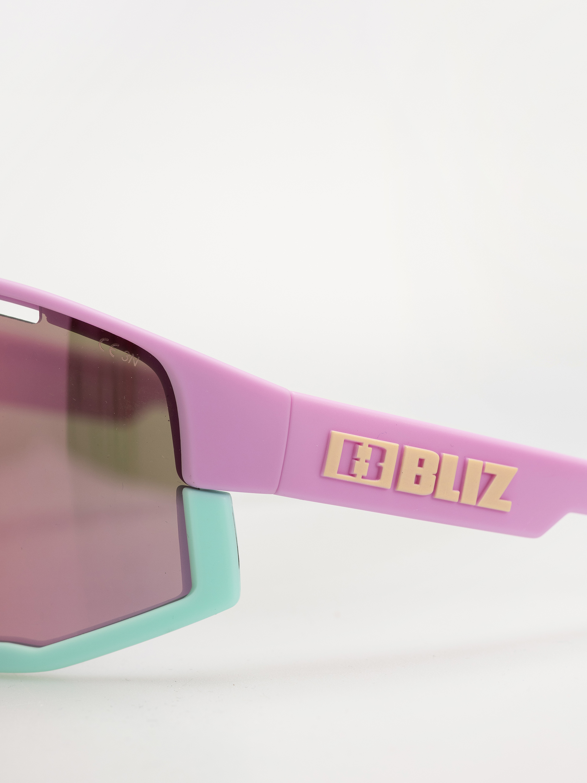 Сонцезахисні окуляри Bliz Fusion (matt pastel purple w yellow logo matt mint jawbone + spare jawbone in yellow/brown w pink 