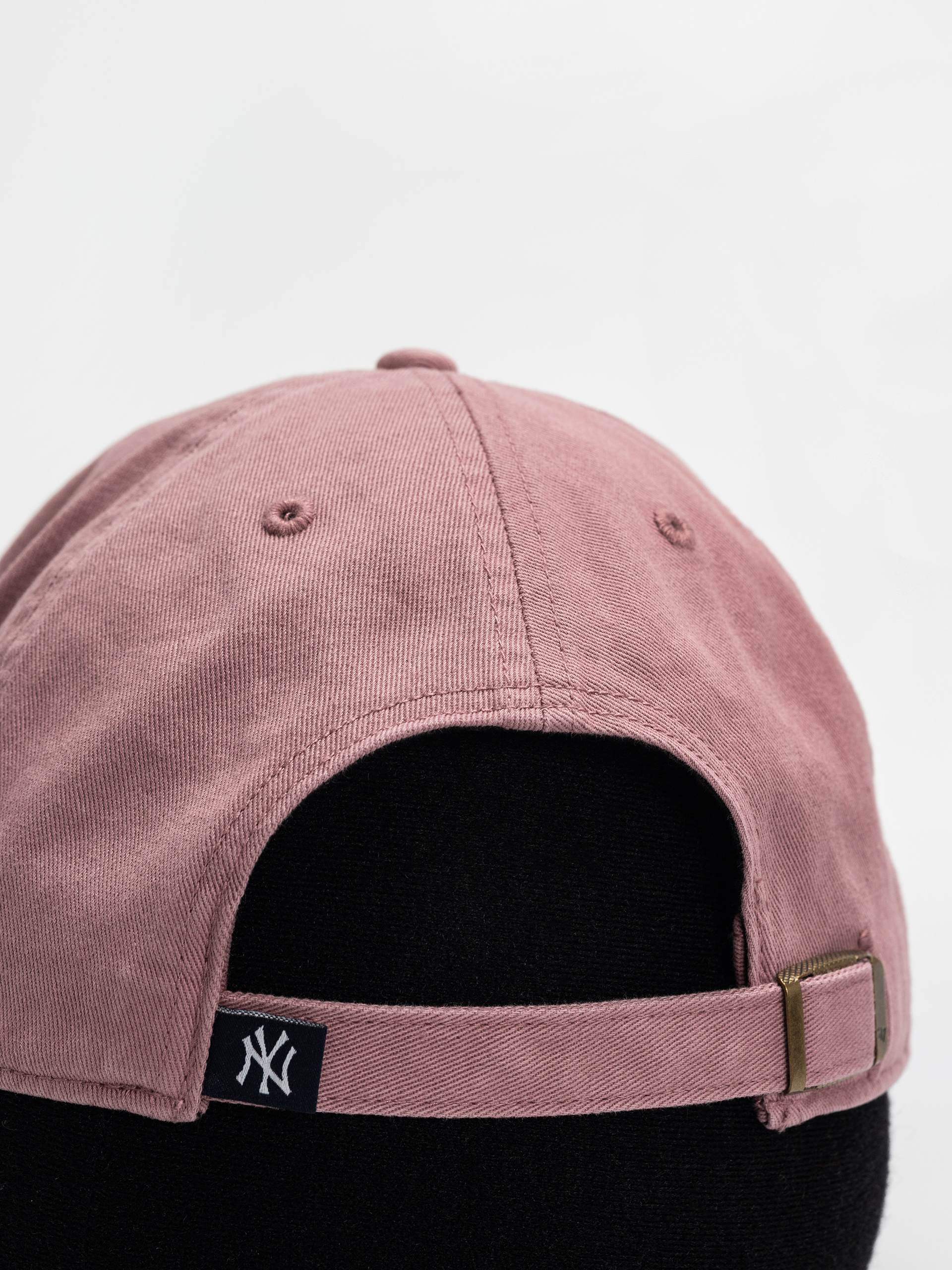 Кепка 47 Brand MLB New York Yankees (mauve)