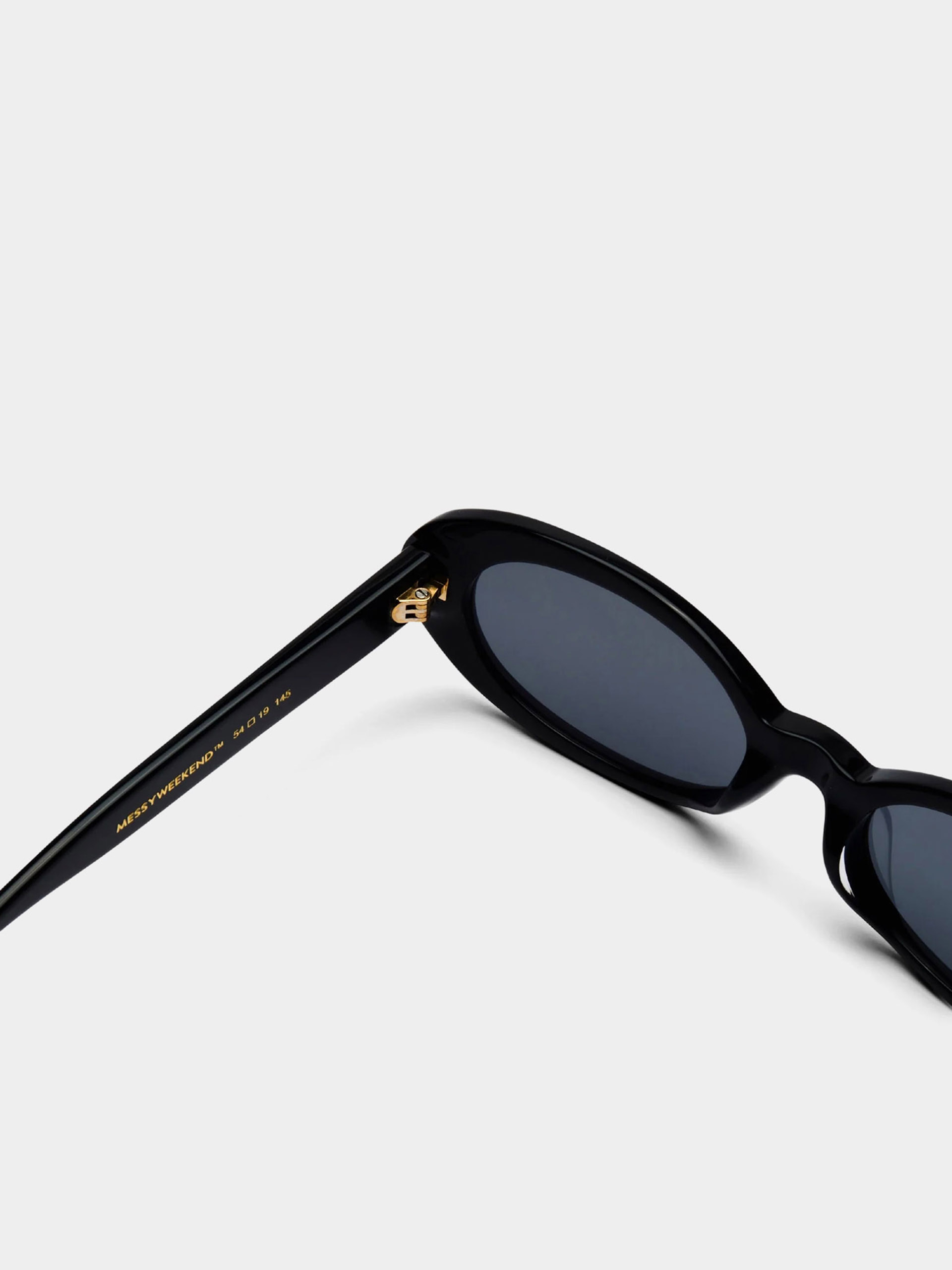 Сонцезахисні окуляри MessyWeekend Kurt (black/grey)