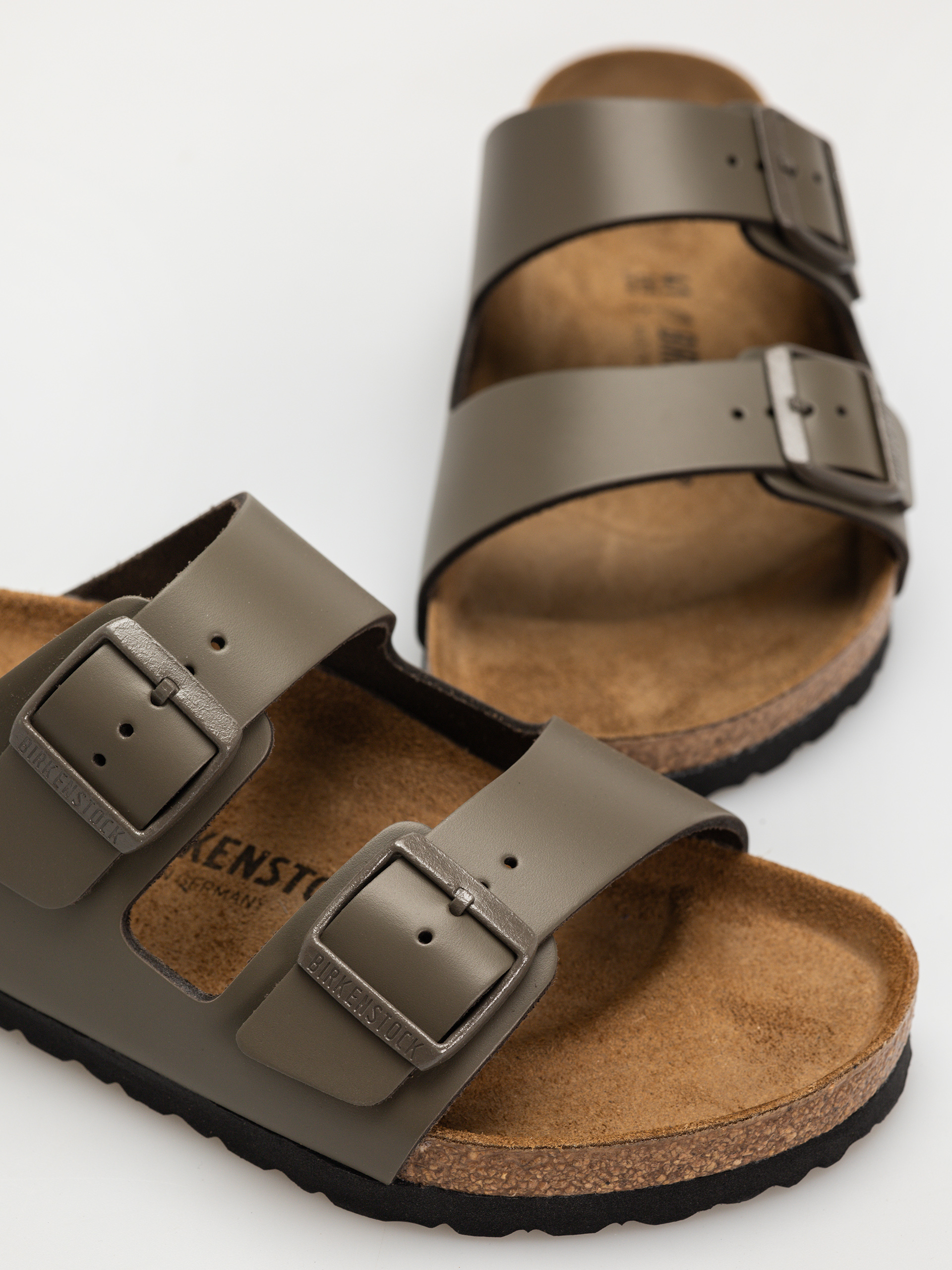 Шльопанці Birkenstock Arizona Natural Leather Regular (concrete gray)