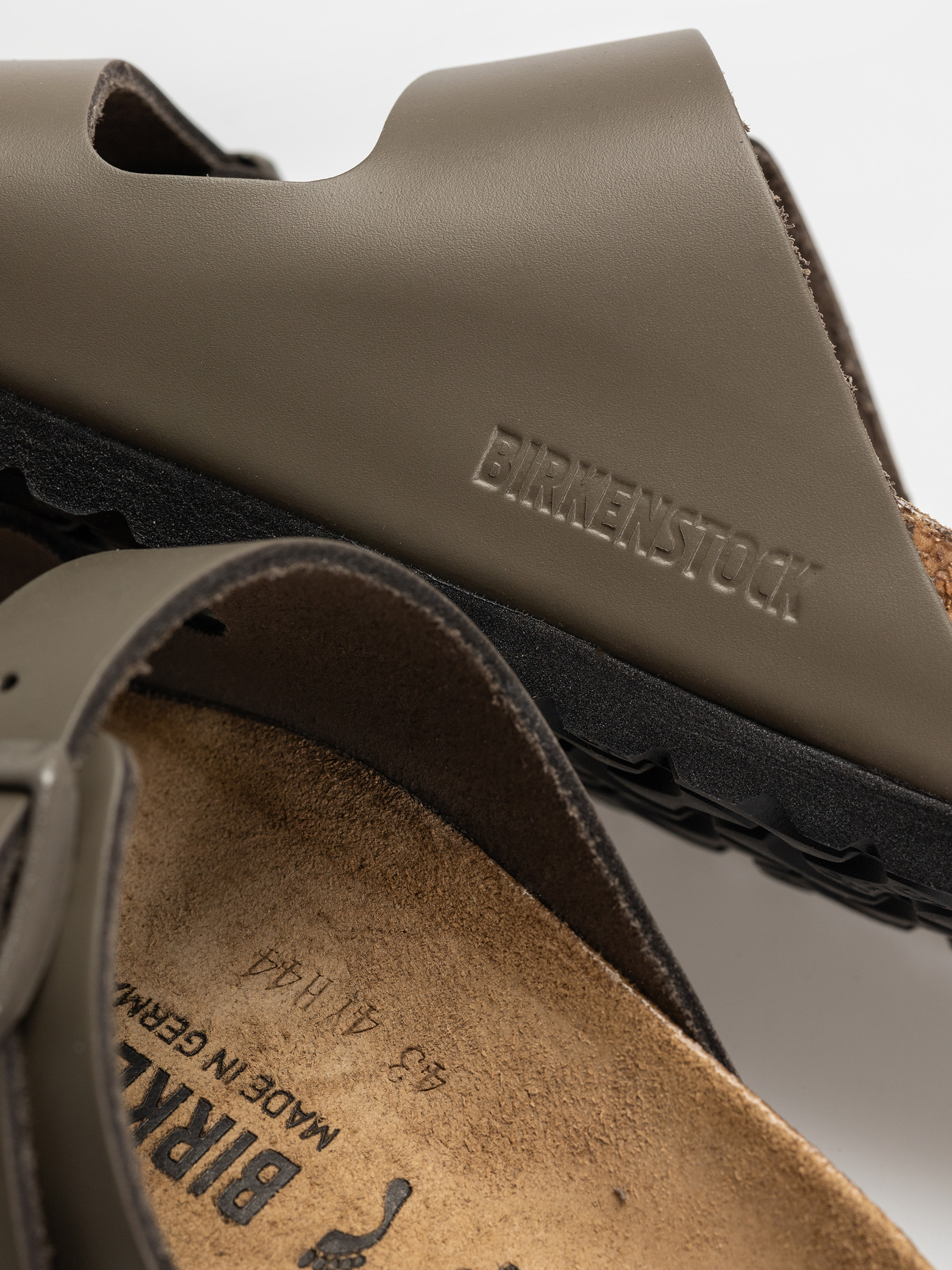 Шльопанці Birkenstock Arizona Natural Leather Narrow Wmn (concrete gray)