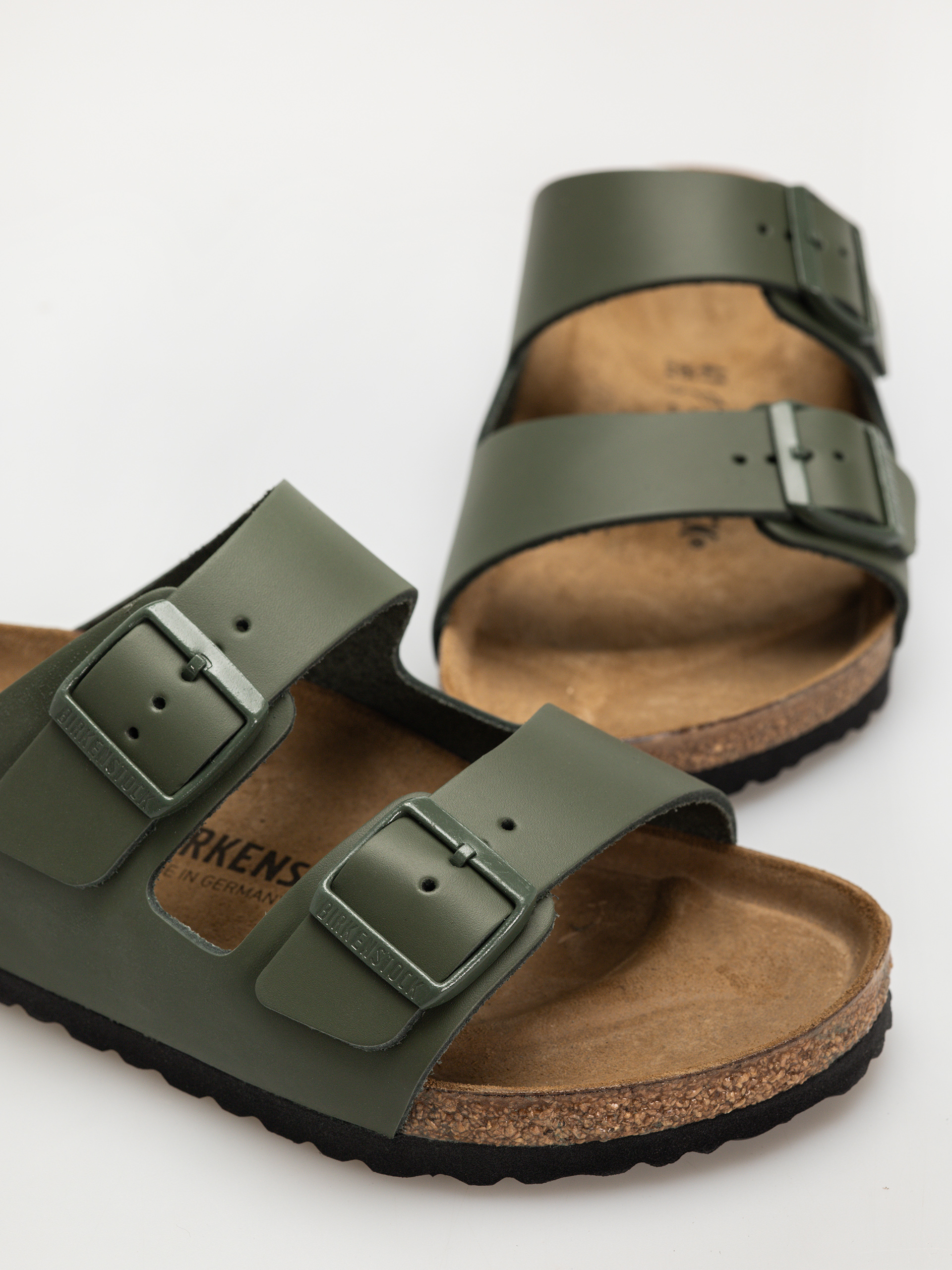 Шльопанці Birkenstock Arizona Natural Leather Regular (thyme)