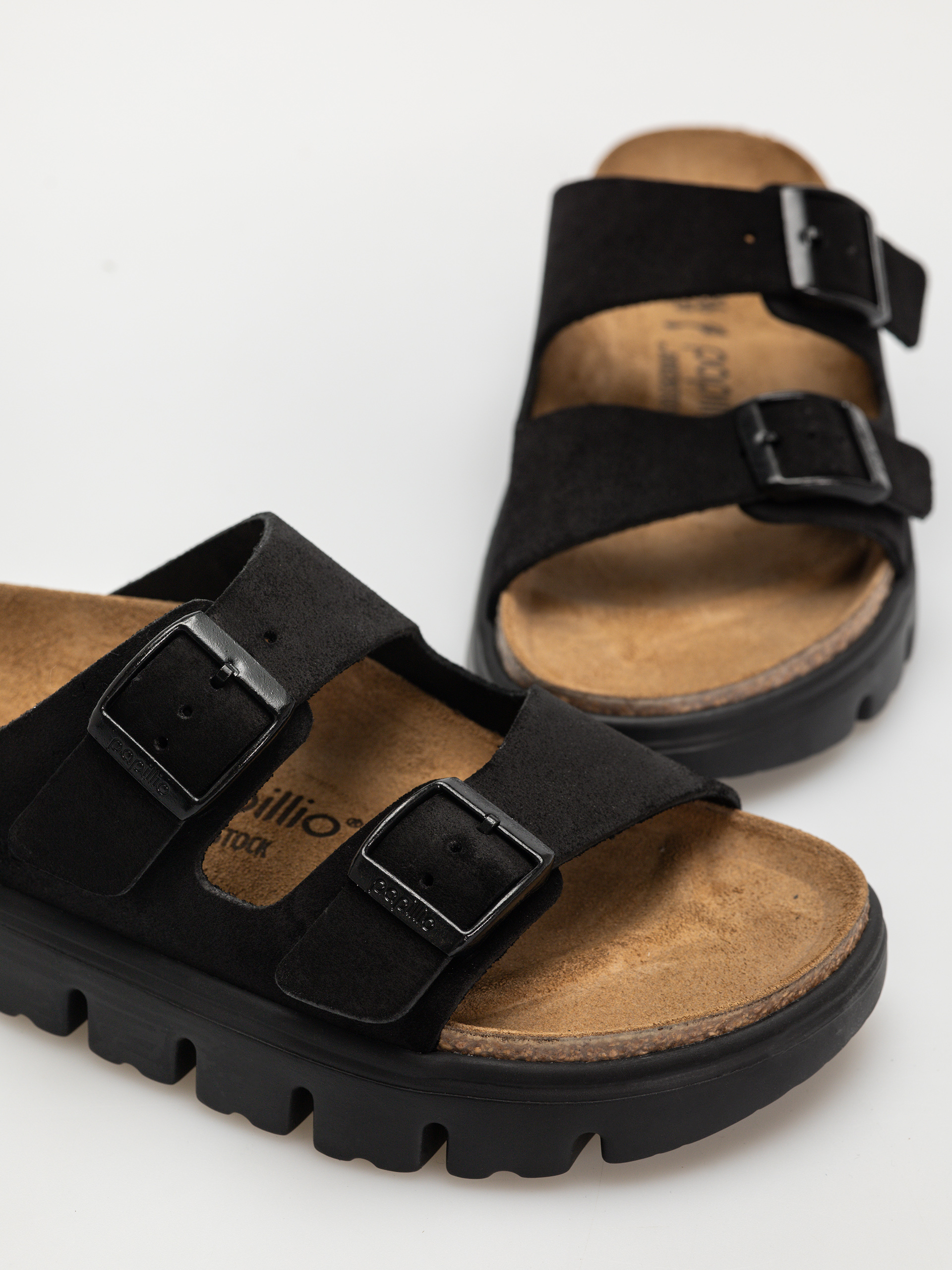 Шльопанці Birkenstock Arizona Chunky Suede Narrow Wmn (black/black)
