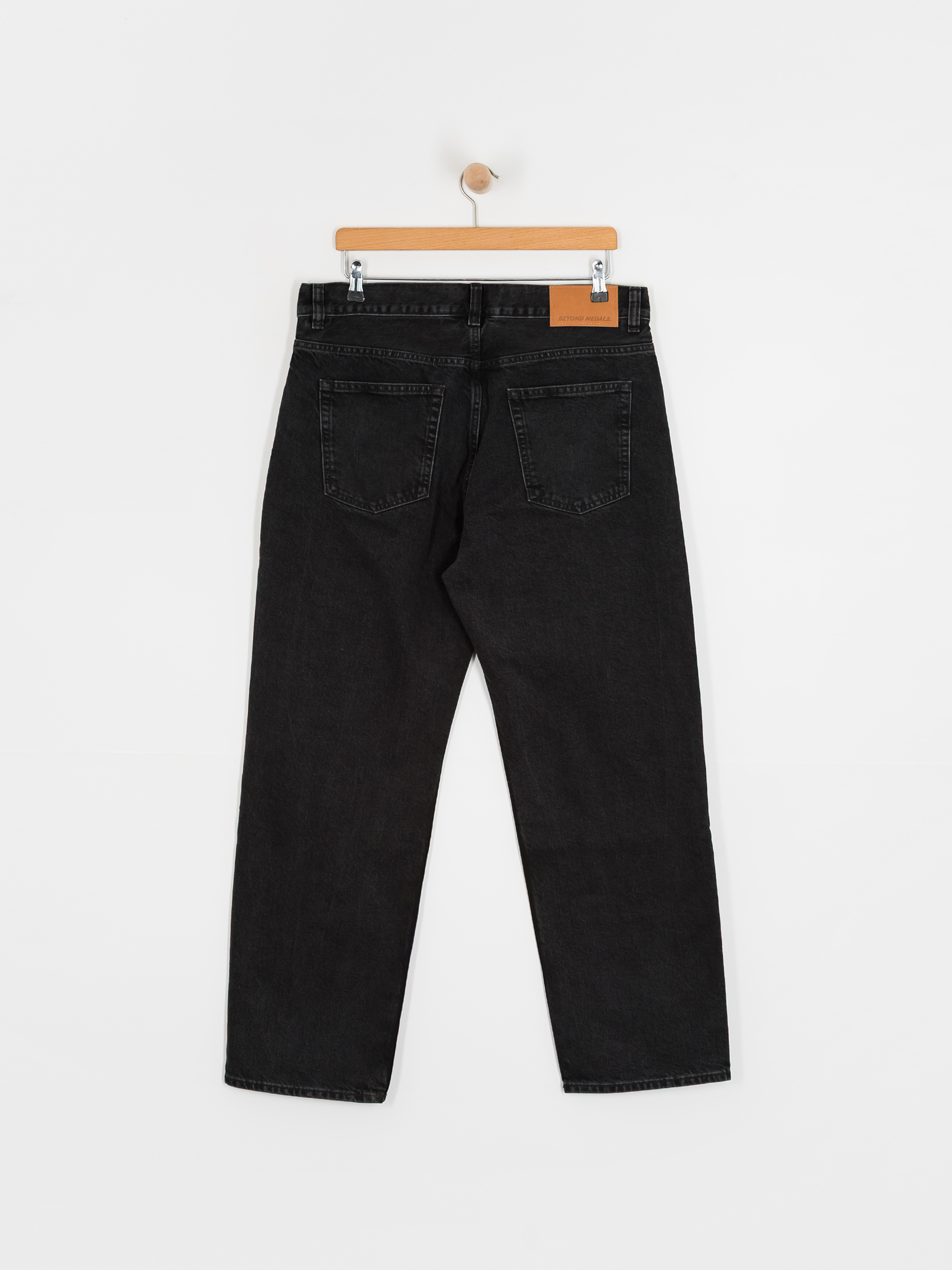 Штани Beyond Medals Loose Jeans (black)