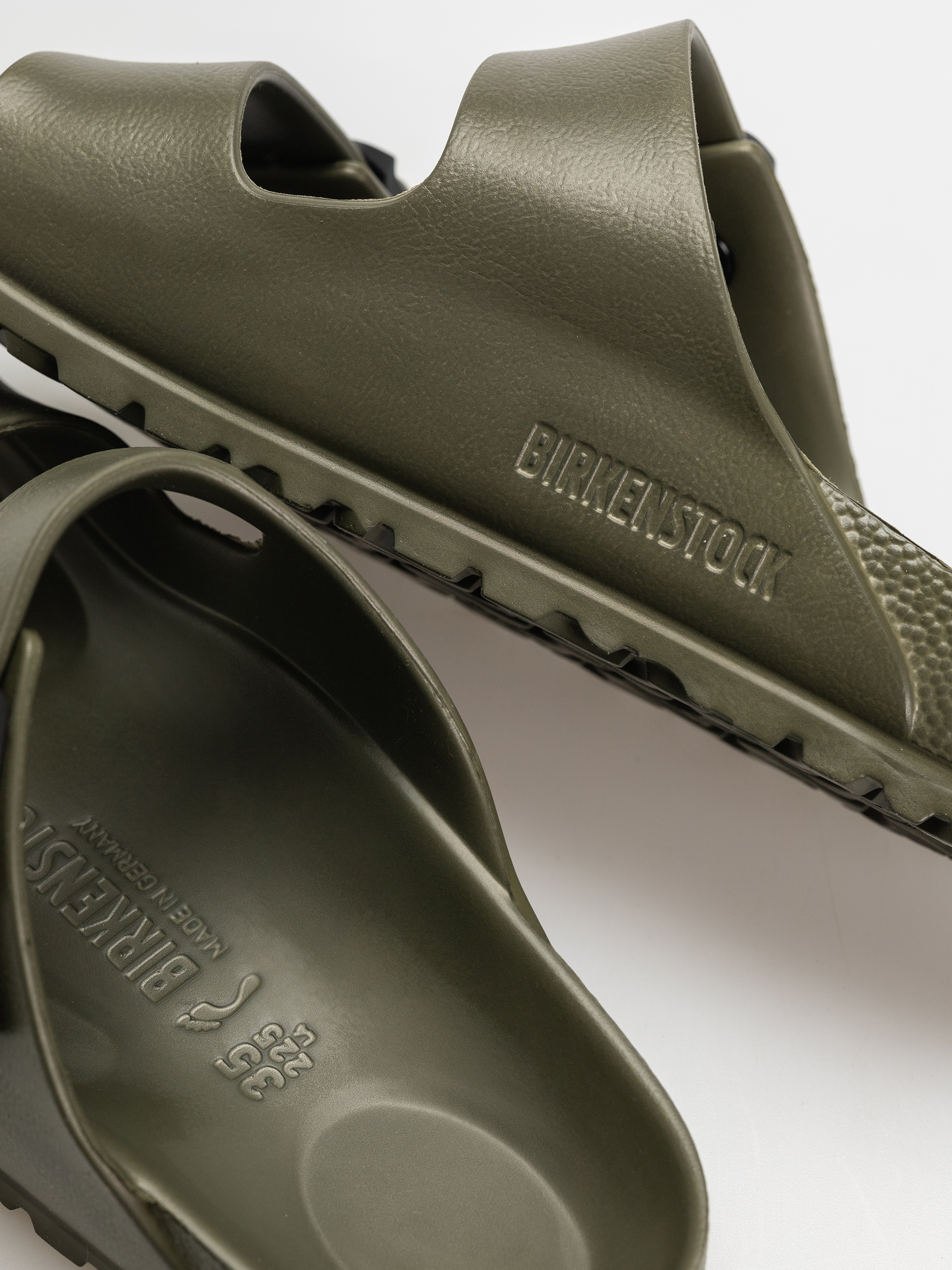 Шльопанці Birkenstock Arizona Stealth Buckle EVA Narrow Wmn (khaki/black)