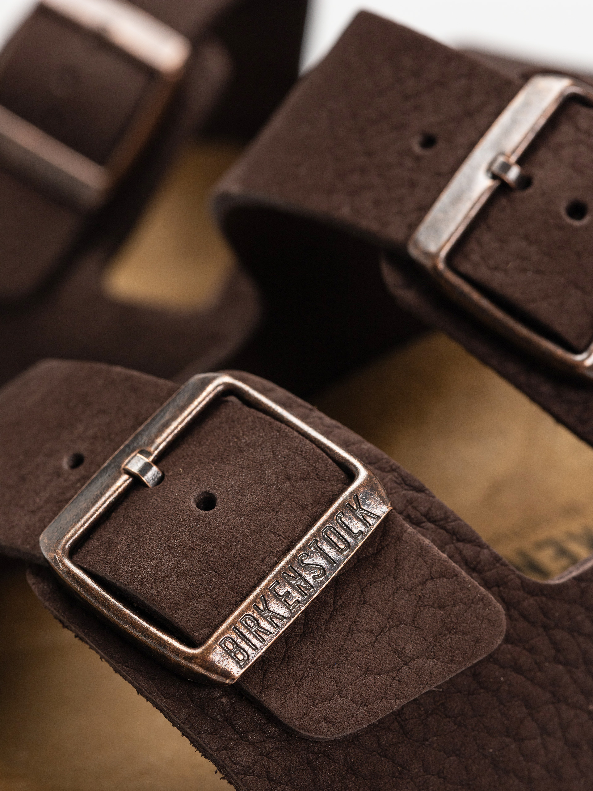 Шльопанці Birkenstock Arizona Nubuck Leather Regular (desert buck roast)