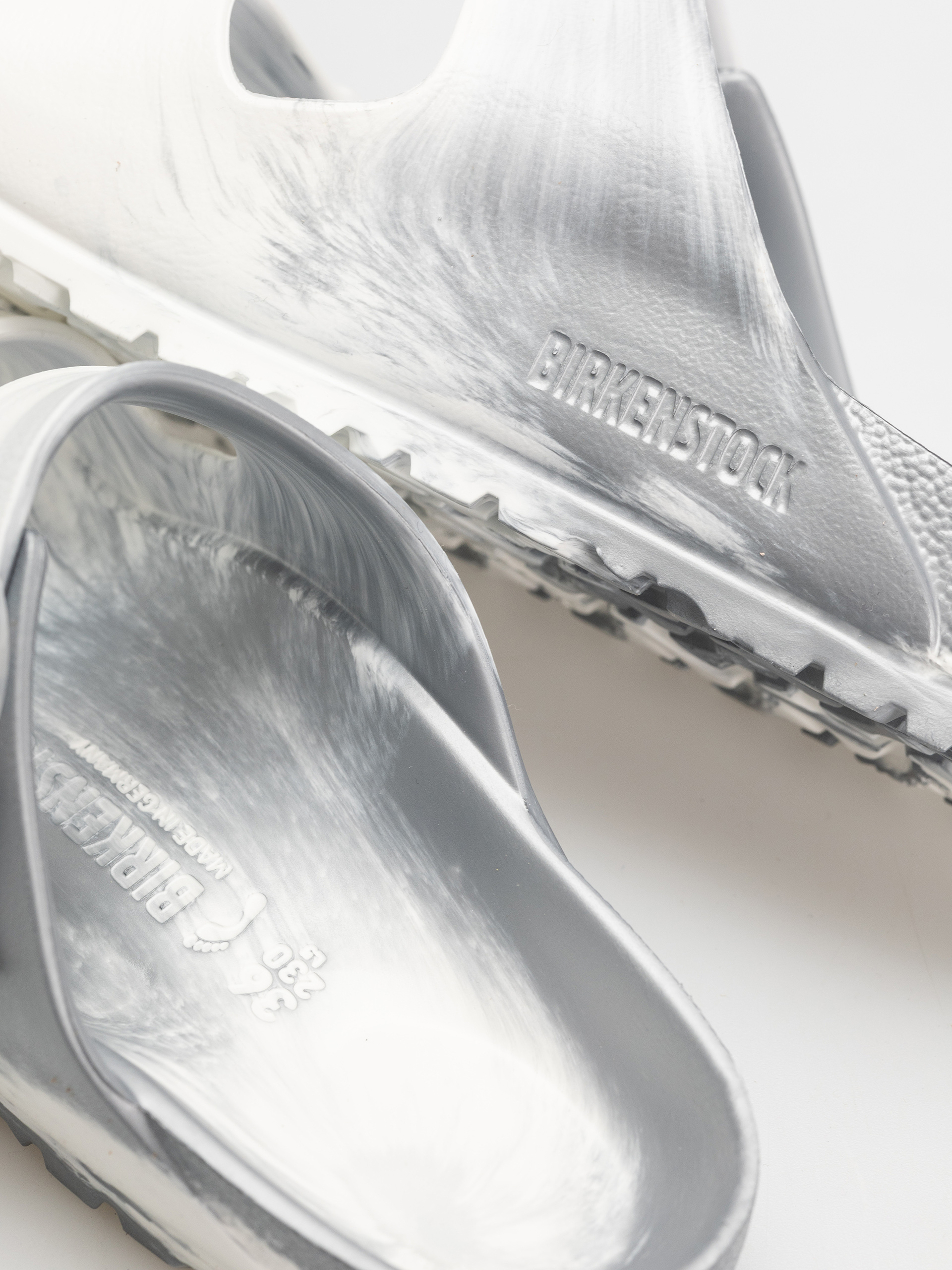 Шльопанці Birkenstock Arizona EVA Narrow Wmn (metallic silver multi)