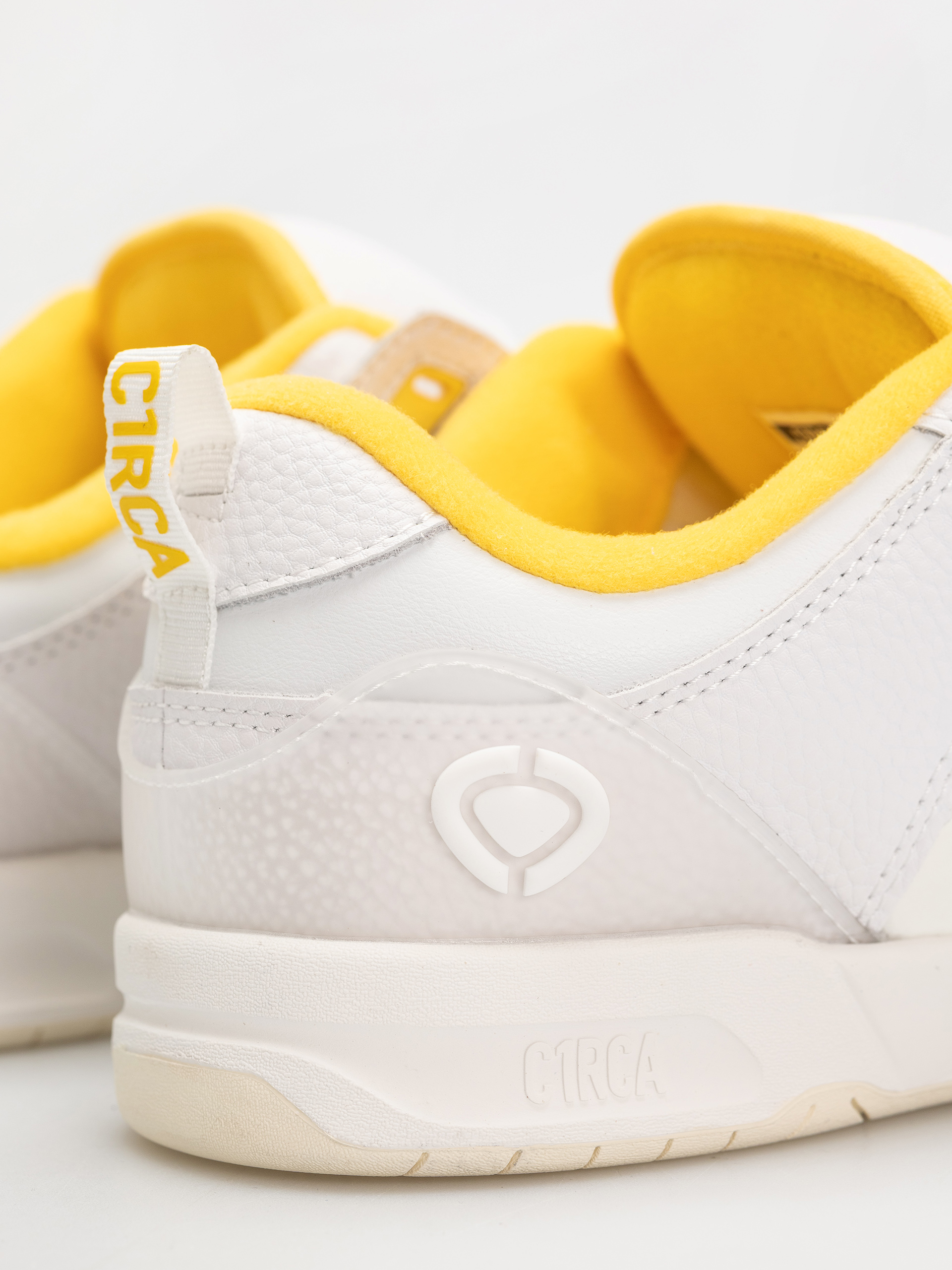 Взуття Circa Tave Tt (white/jubilee gold)