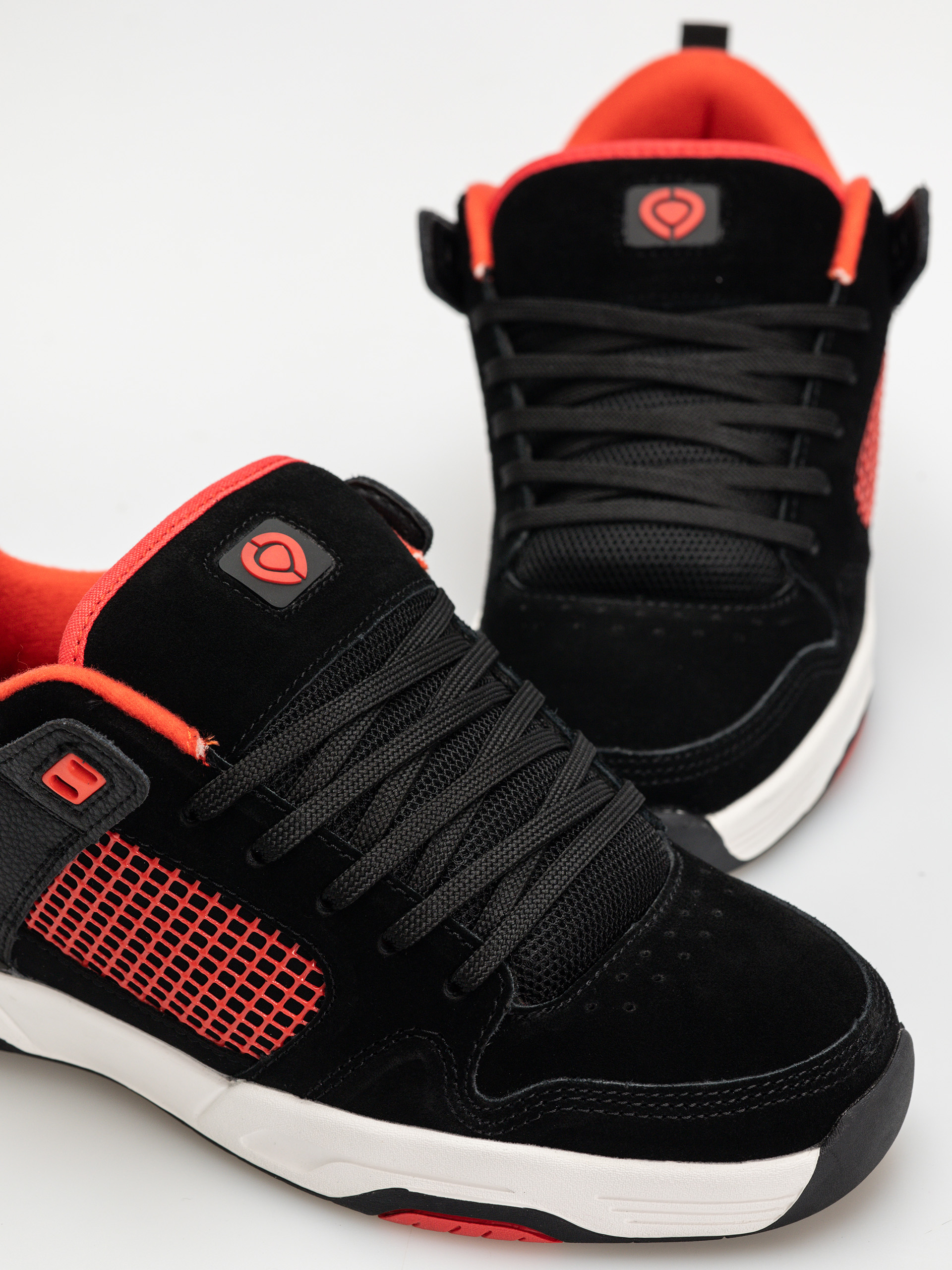 Взуття Circa Tave Tt (black/rubicondo)