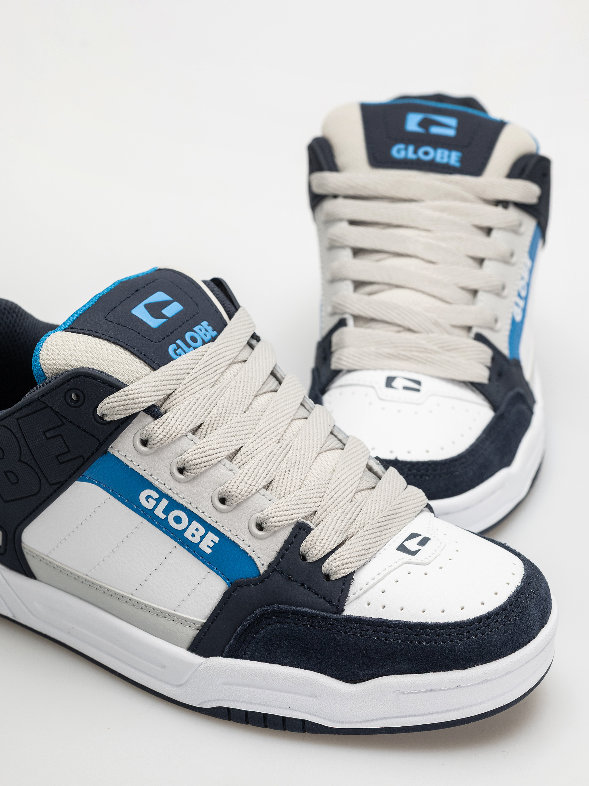 Взуття Globe Tilt (blue heaven/white)