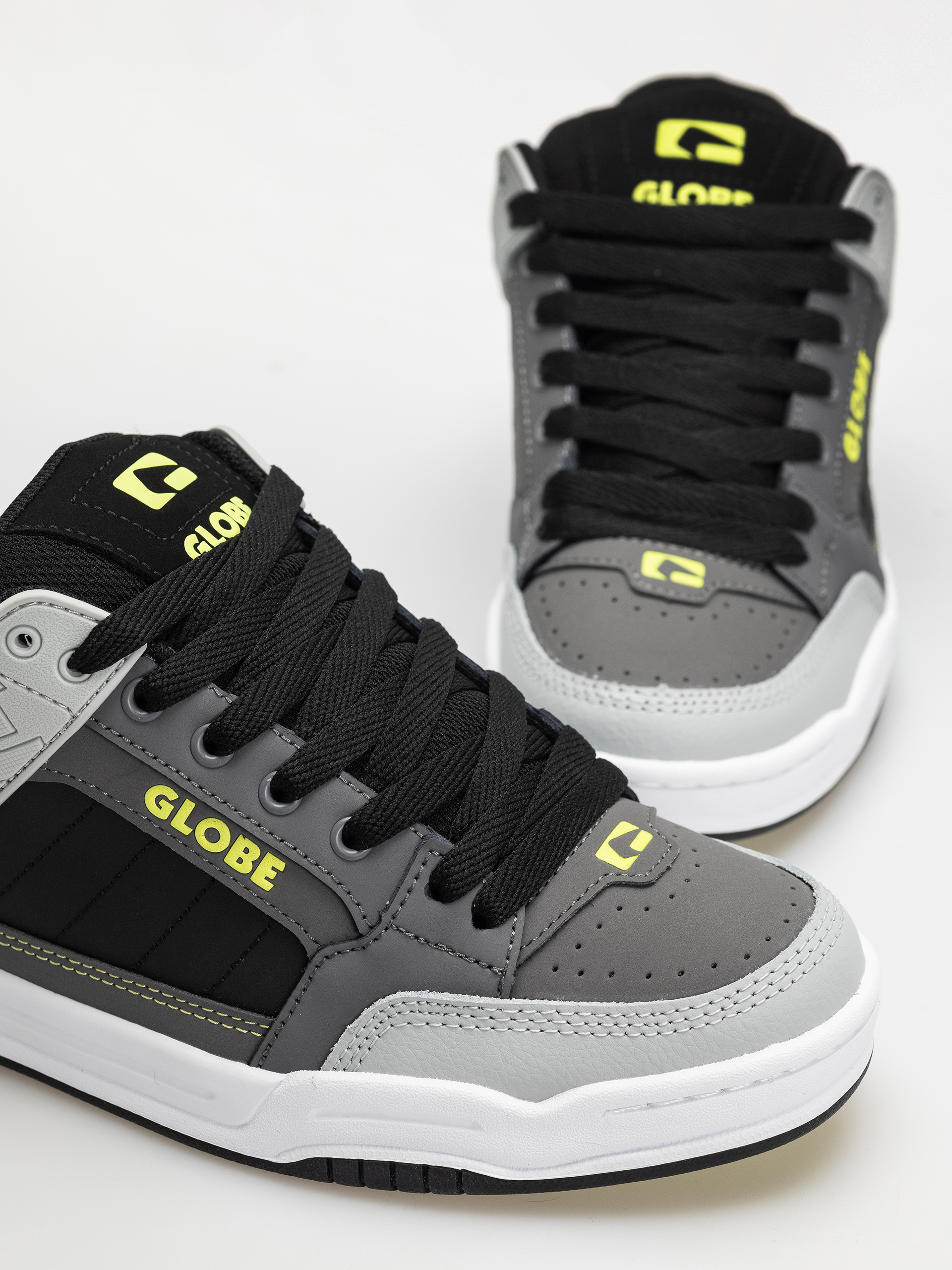 Взуття Globe Tilt (greyscale/black)