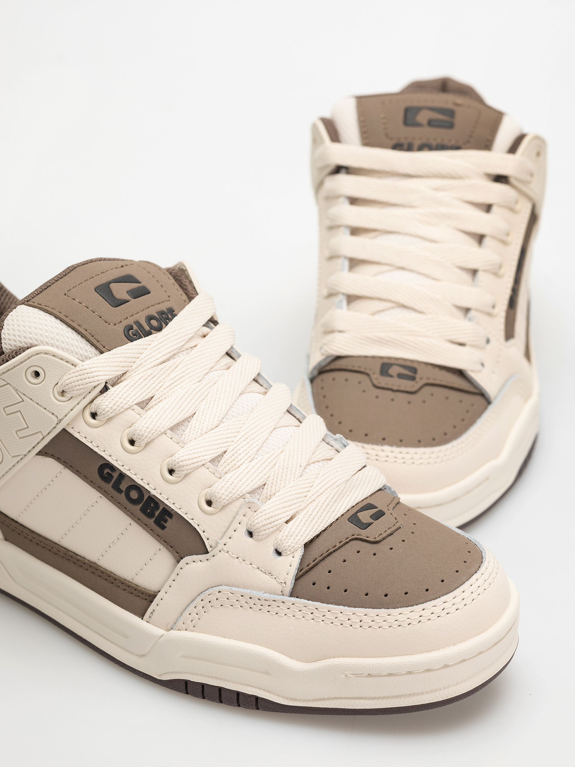 Взуття Globe Tilt (parchment)