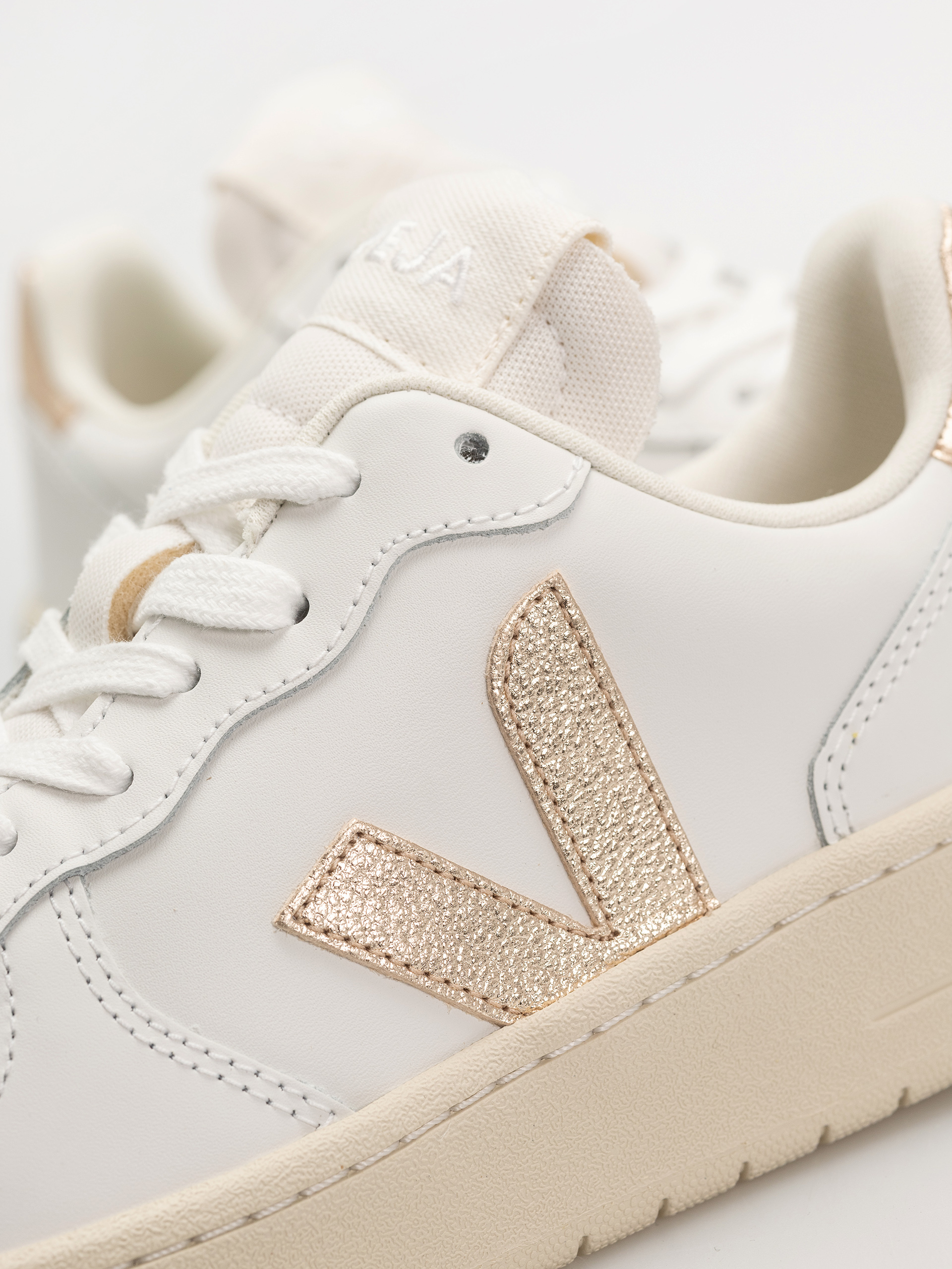 Взуття Veja V-10 Wmn (extra white platine)