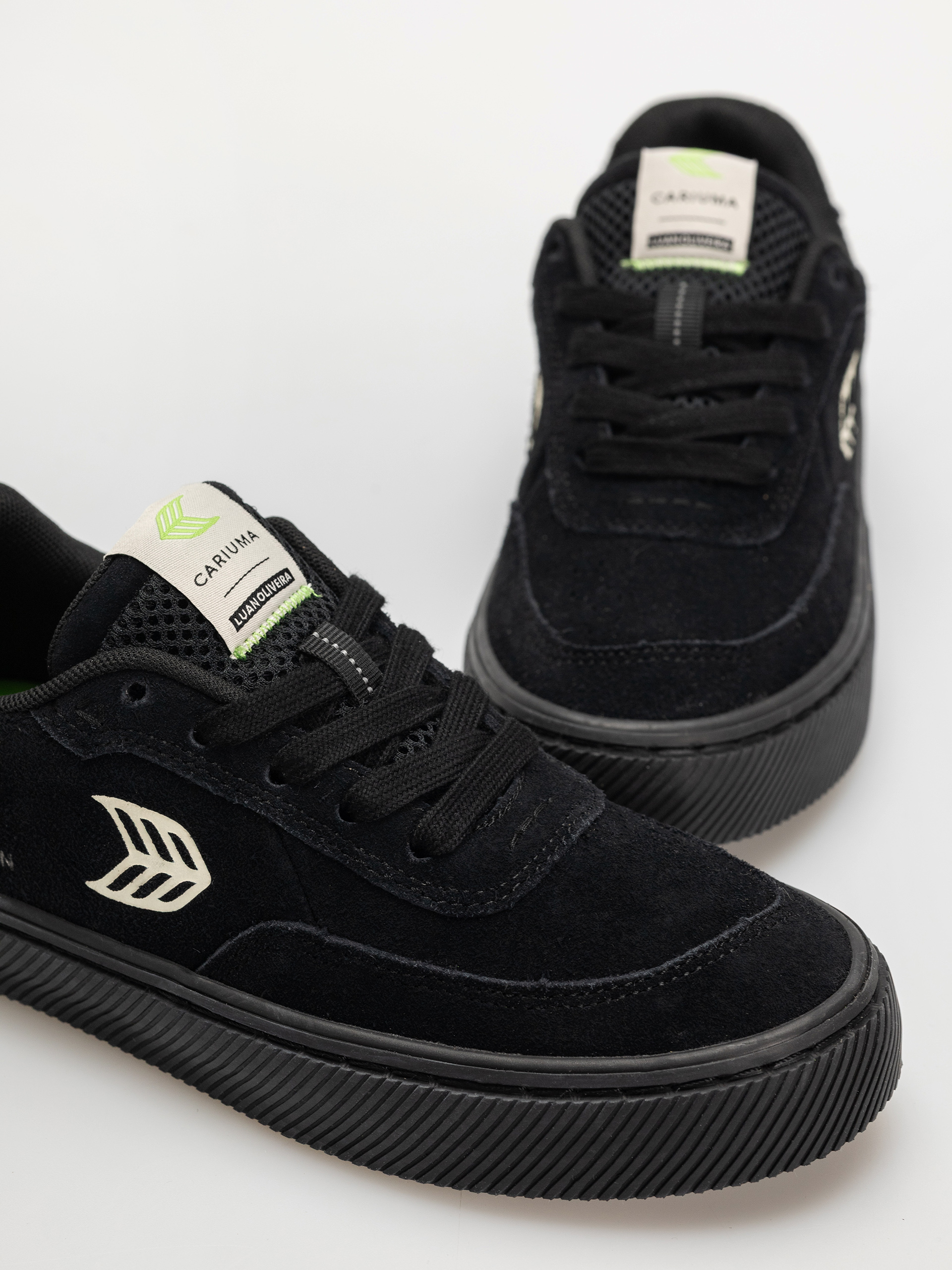 Взуття Cariuma Luan Pro Wmn (all black suede ivory logo)