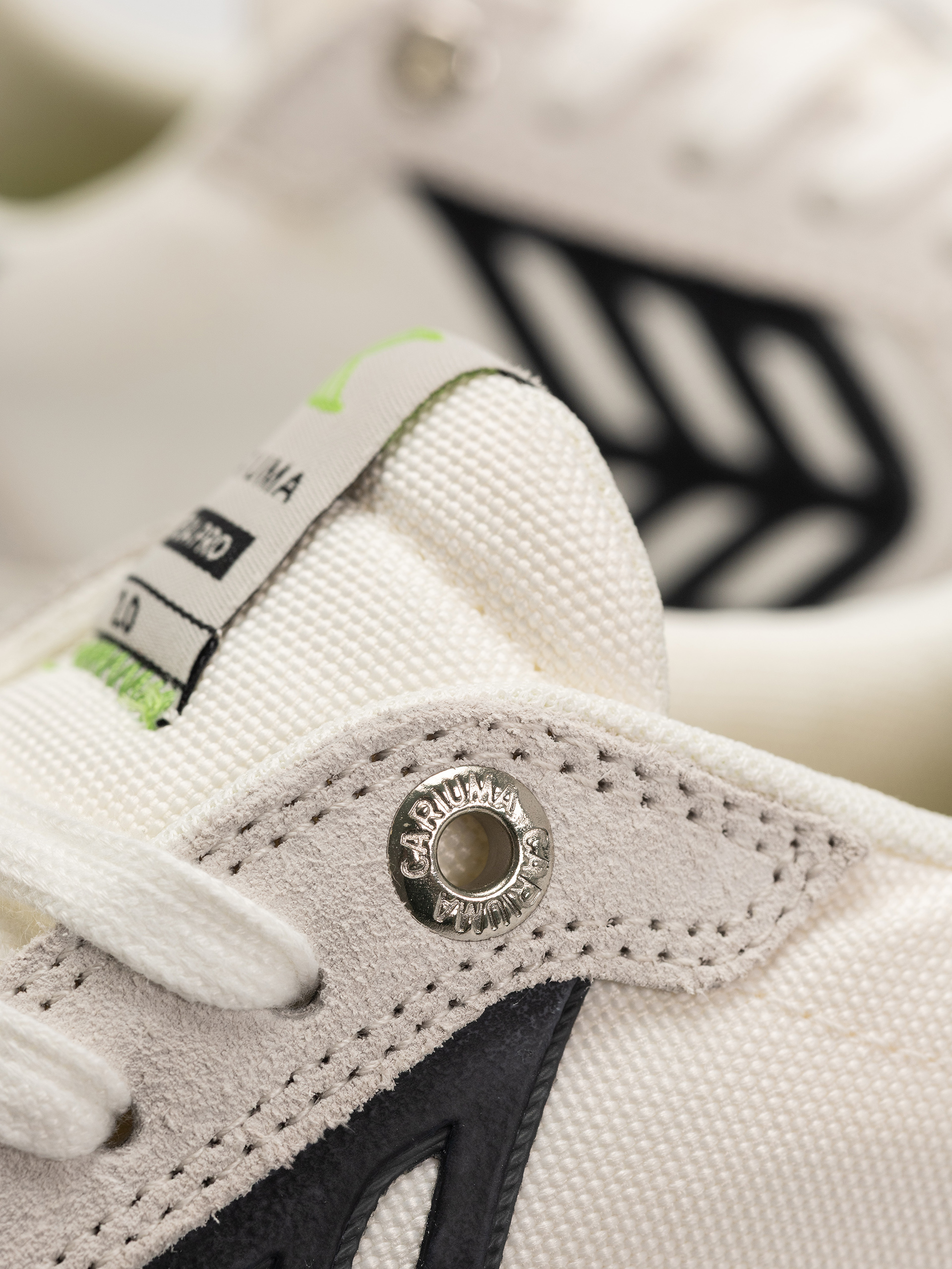 Взуття Cariuma Catiba Pro 2.0 (smoke white suede off white cordura black logo)