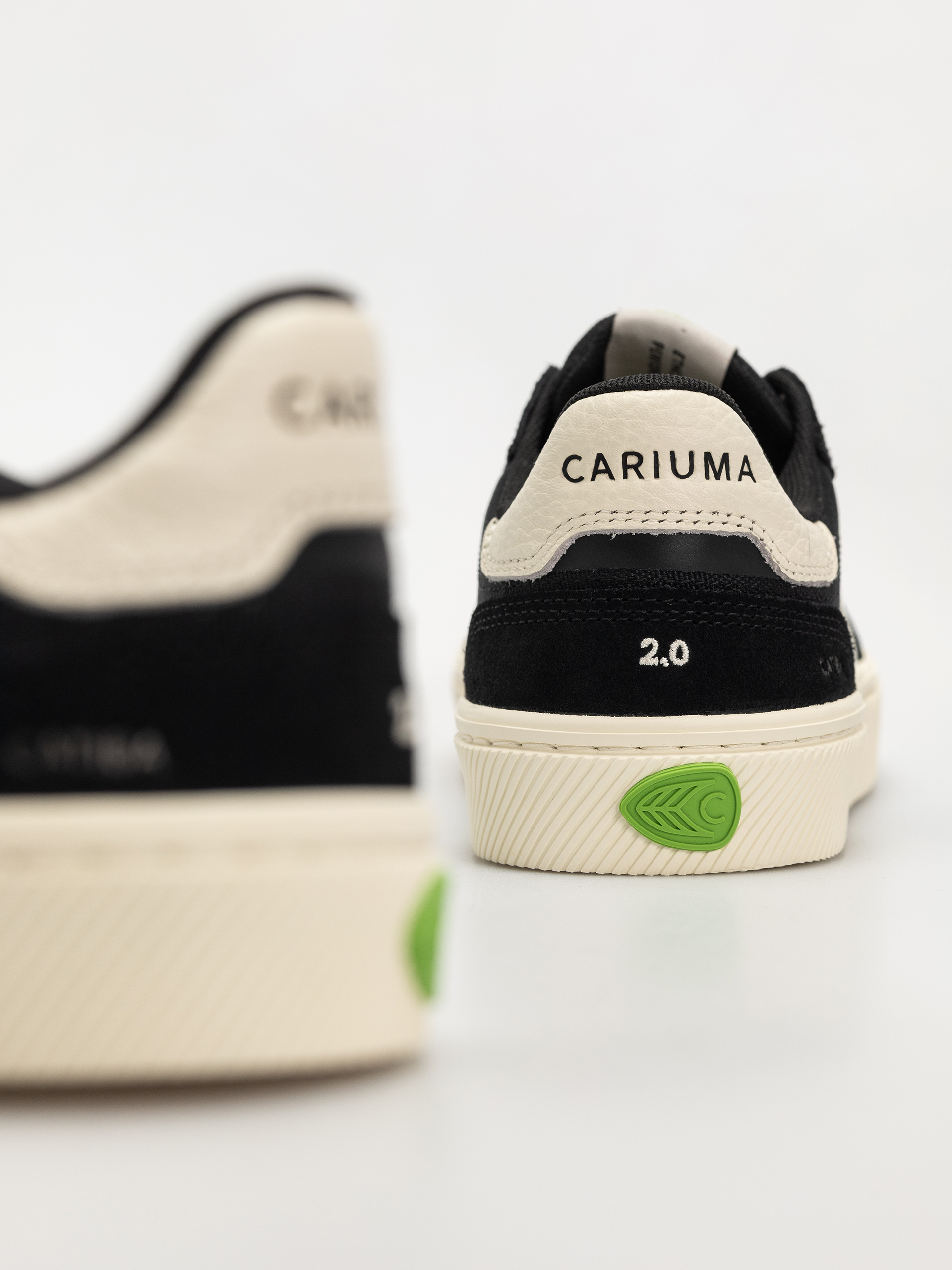 Взуття Cariuma Catiba Pro 2.0 (black suede and cordura ivory logo)