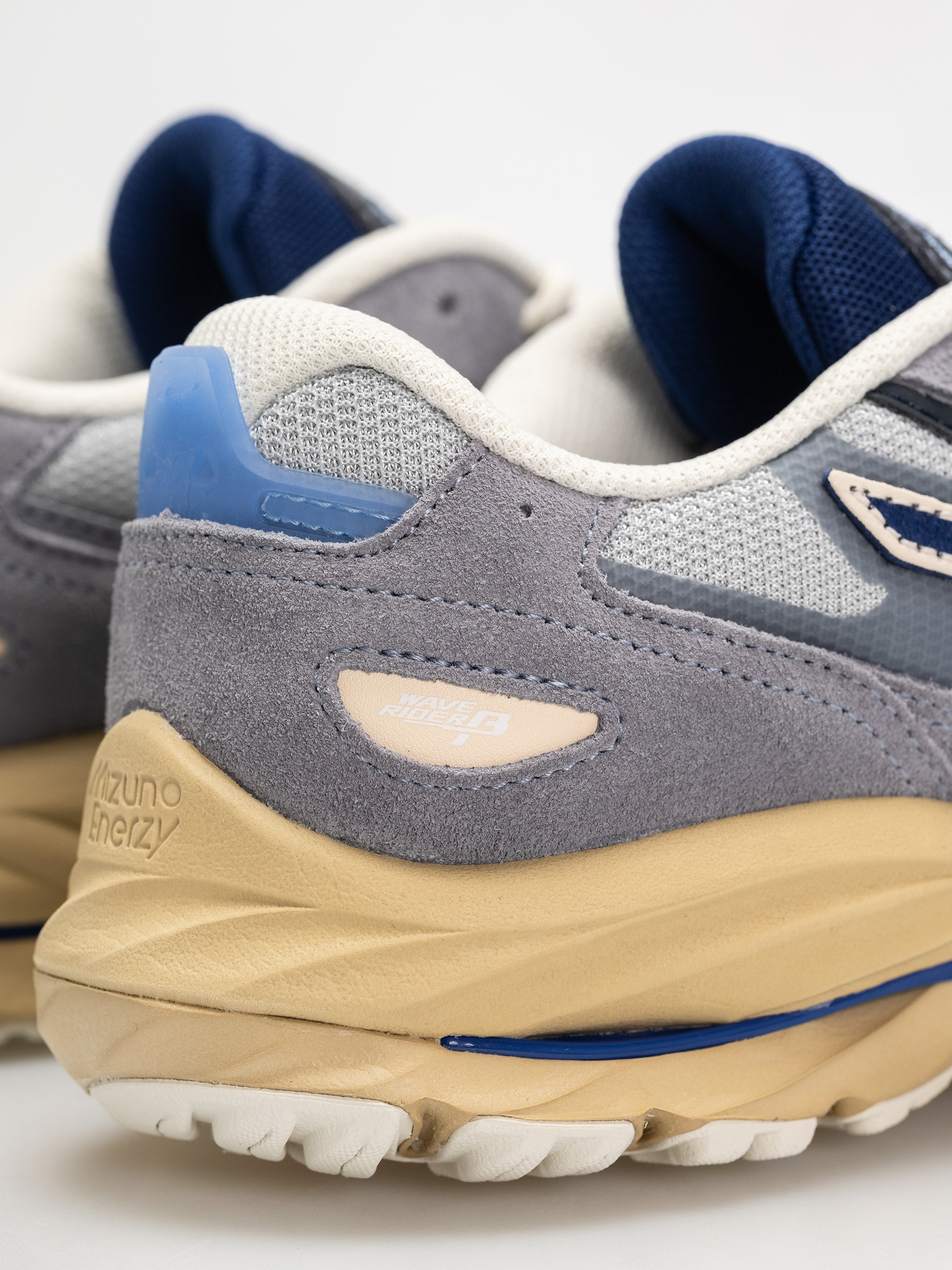 Взуття Mizuno Wave Rider Beta (tradewinds/india ink/harbor mist)