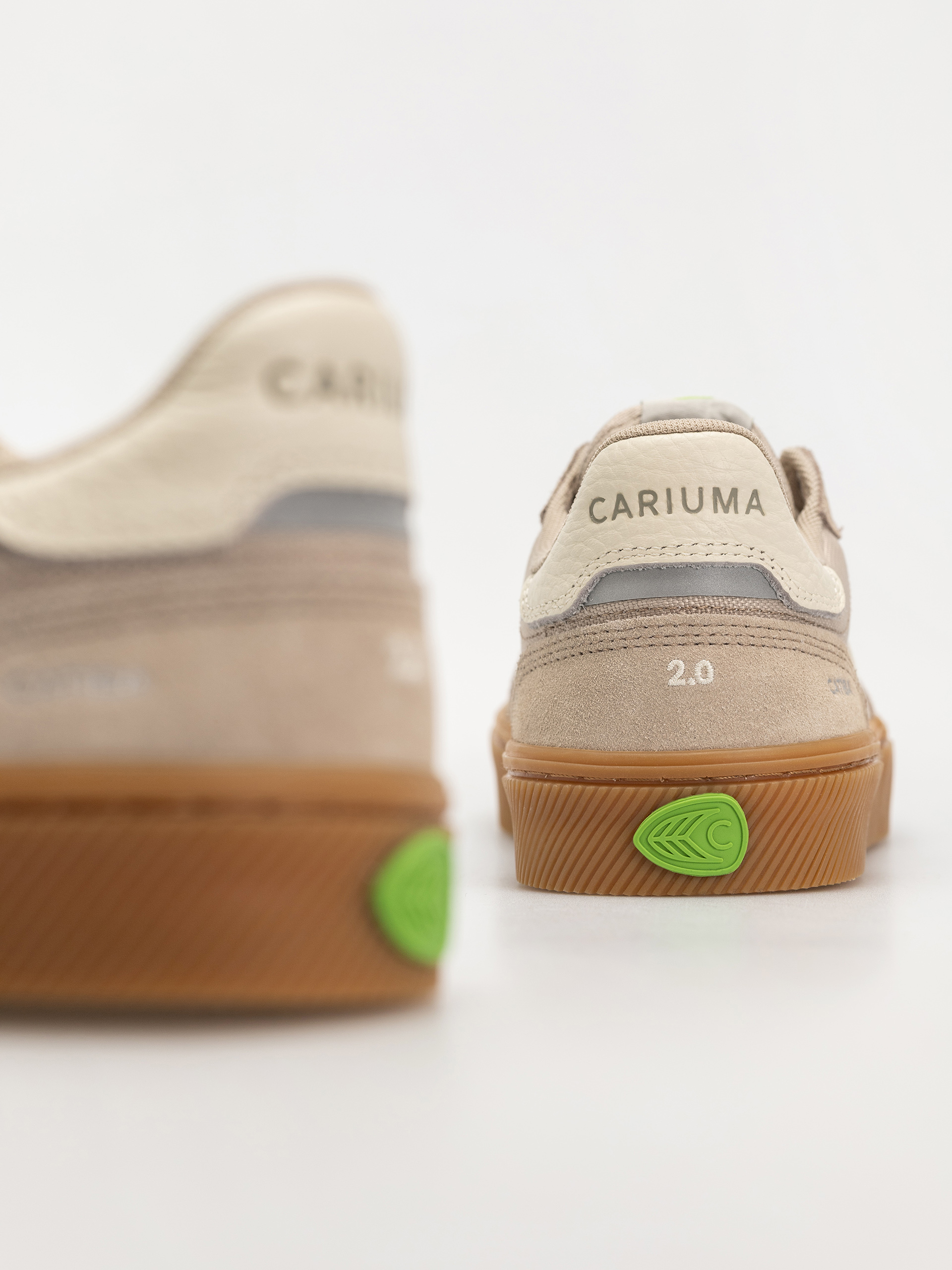 Взуття Cariuma Catiba Pro 2.0 (plaza taupe suede and cordura ivory logo)