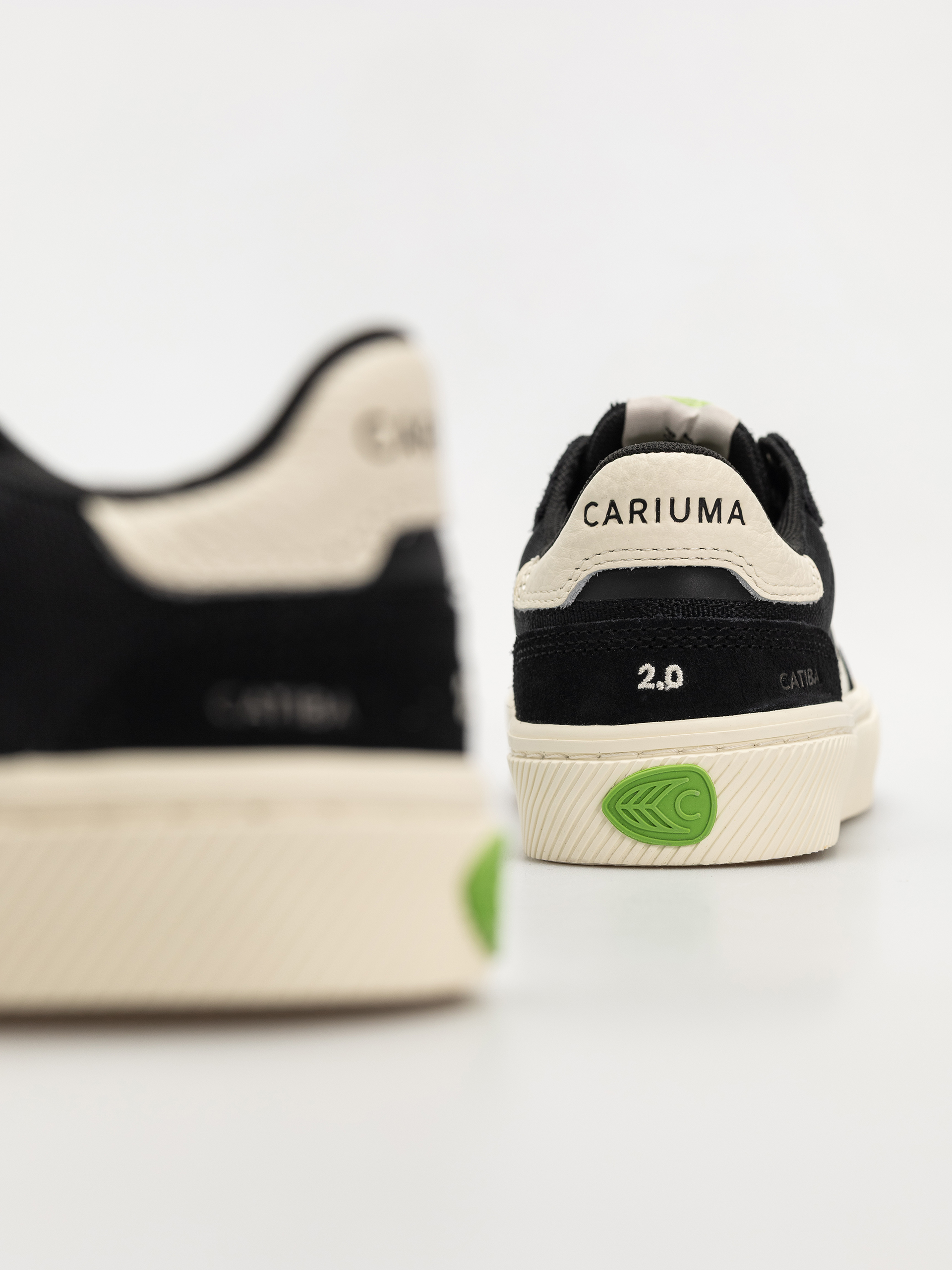 Взуття Cariuma Catiba Pro 2.0 Wmn (black suede and cordura ivory logo)